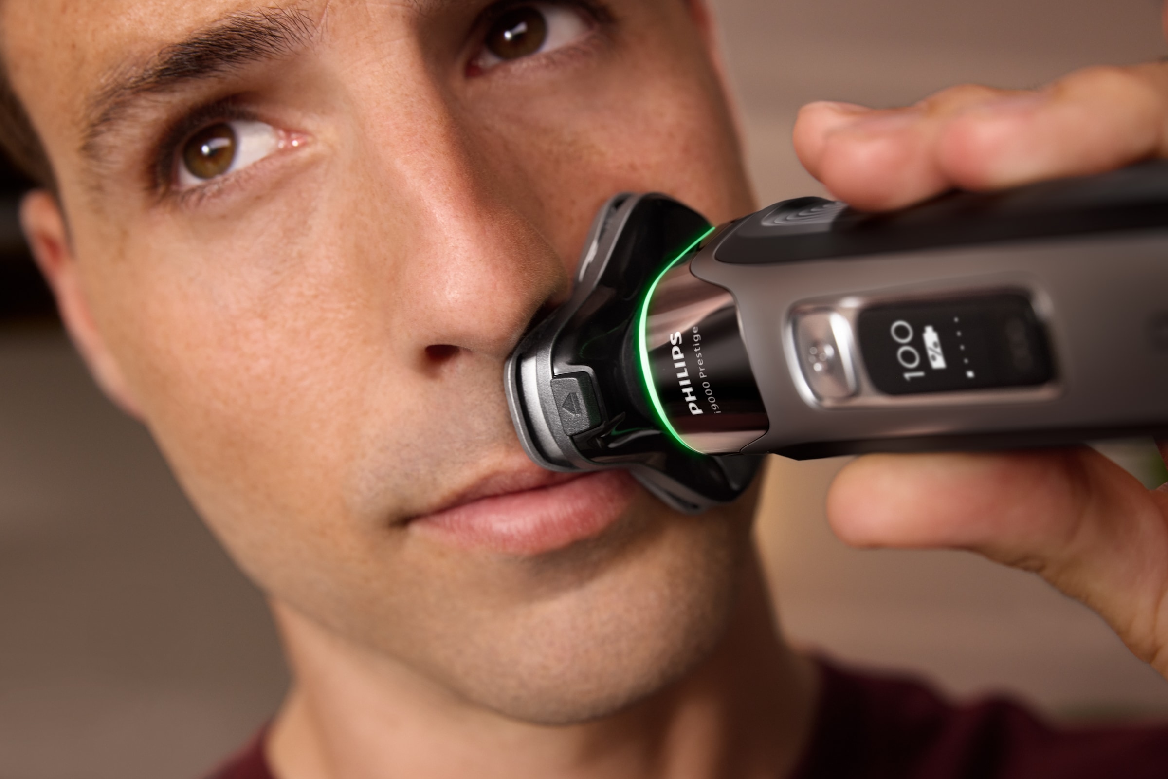 Philips Elektrorasierer »Series i9000 Prestige XP9202/10«, integrierter Präzisionstrimmer, mit SkinIQ Technologie, inkl. Ladestand, Reiseetui