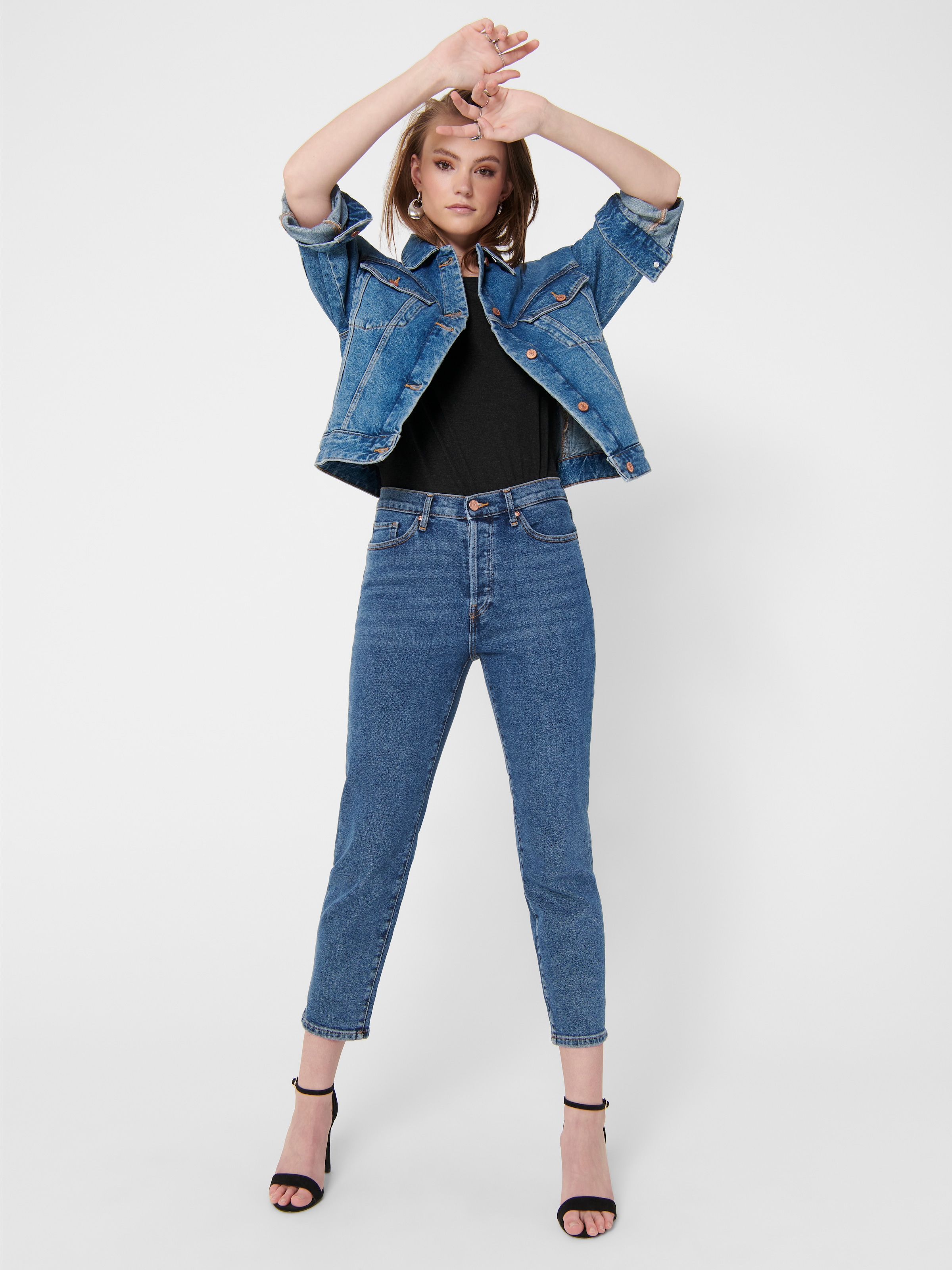 ONLY T-Shirt »ONLMOSTER – T-Shirt mit melierter Optik und elastischem Material«, meliert, casual, lässig geschnitten, Viskosemischung, Rundhals
