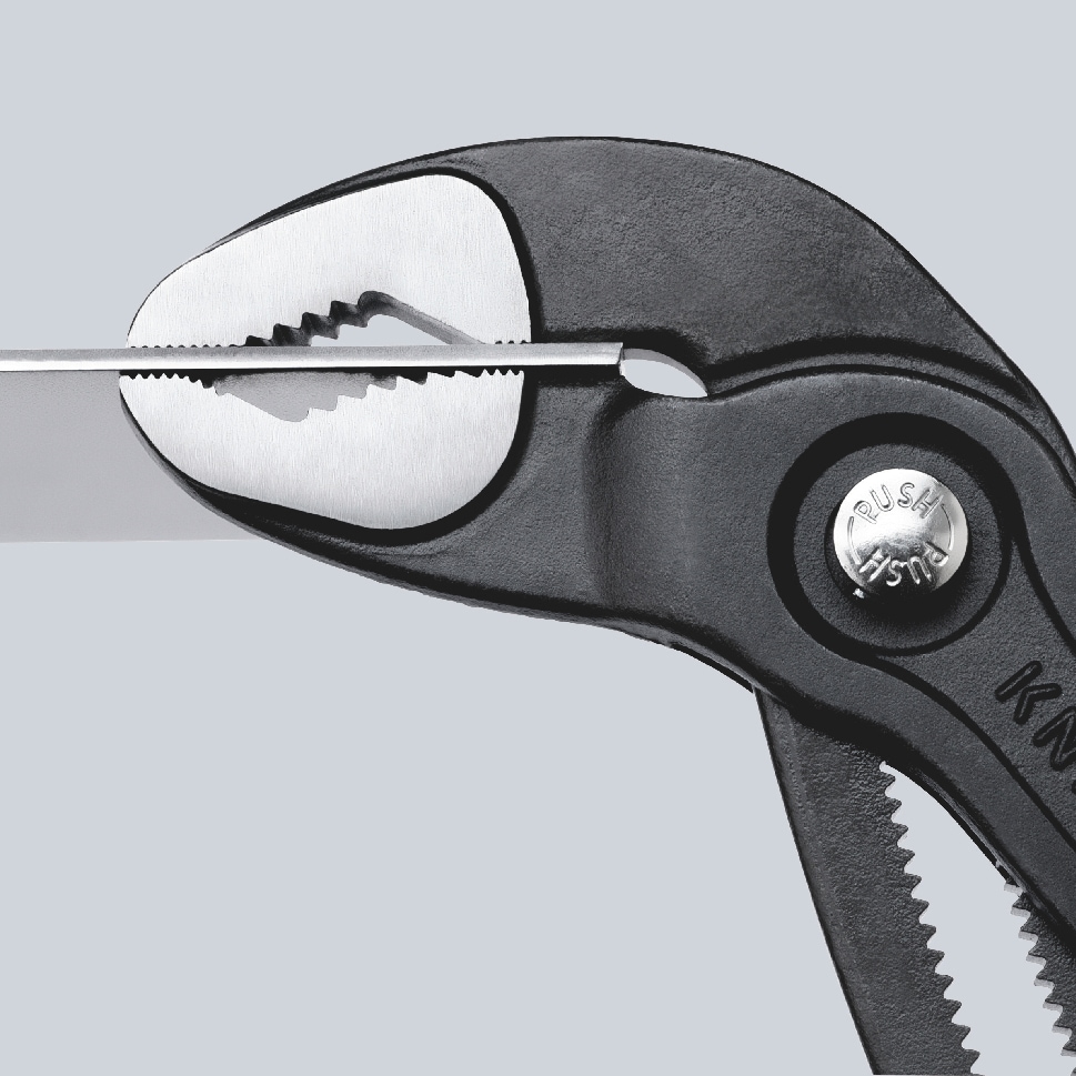 Knipex Wasserpumpenzange »87 02 250 Cobra® Hightech«, (1 tlg.), grau atramentiert, mit schlanken Mehrkomponenten-Hüllen 250 mm
