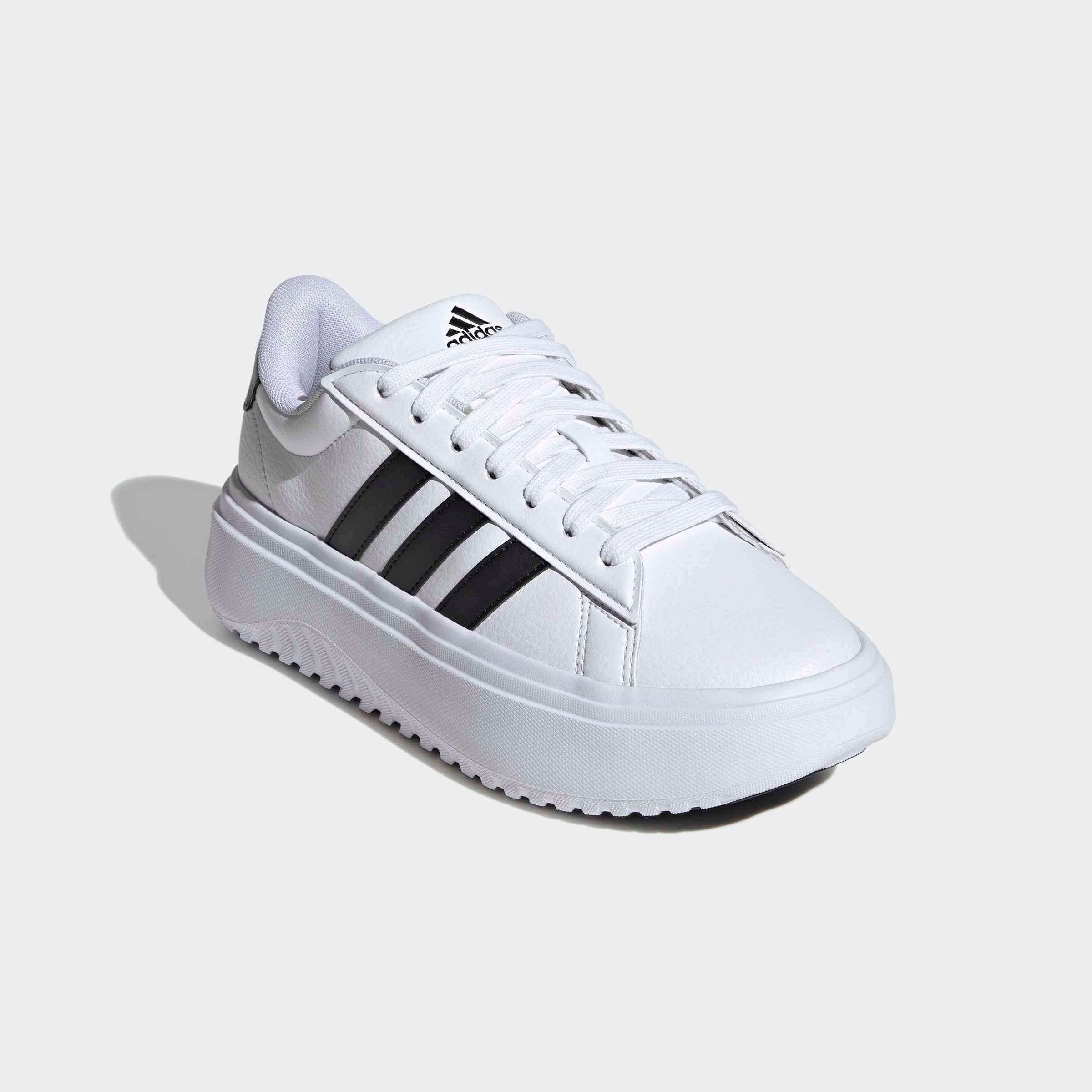 adidas Sportswear Sneaker »GRAND COURT PLATFORM«, Design auf den Spuren des adidas Superstar