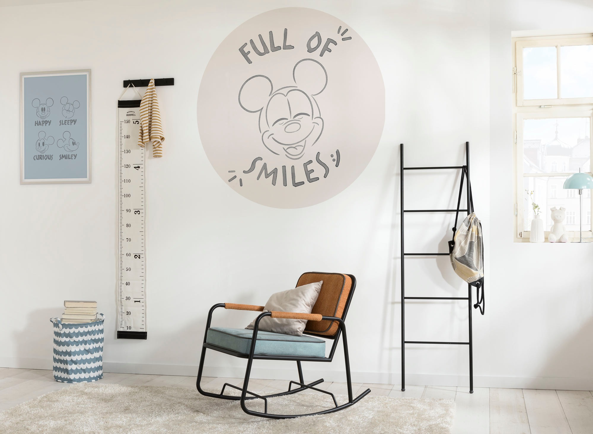 Komar Fototapete »Vlies selbstklebend - Mickey Mouse Joke - Größe 125 x 125 cm«, bedruckt, Kinderzimmer