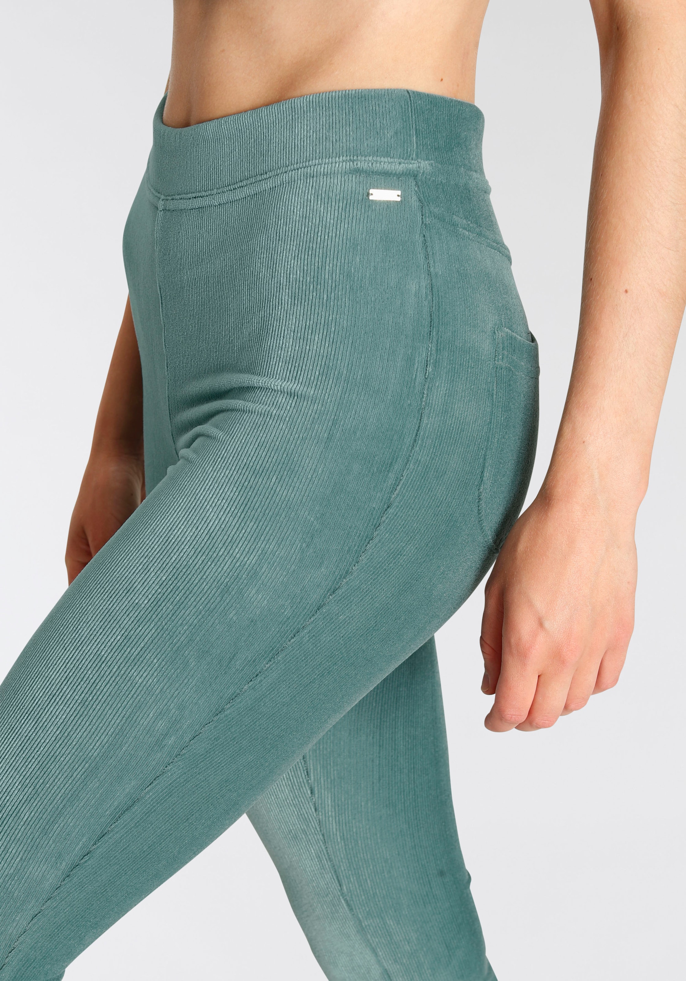 LASCANA Jazzpants, aus weichem Material in Cord-Optik, Loungewear bei ♕