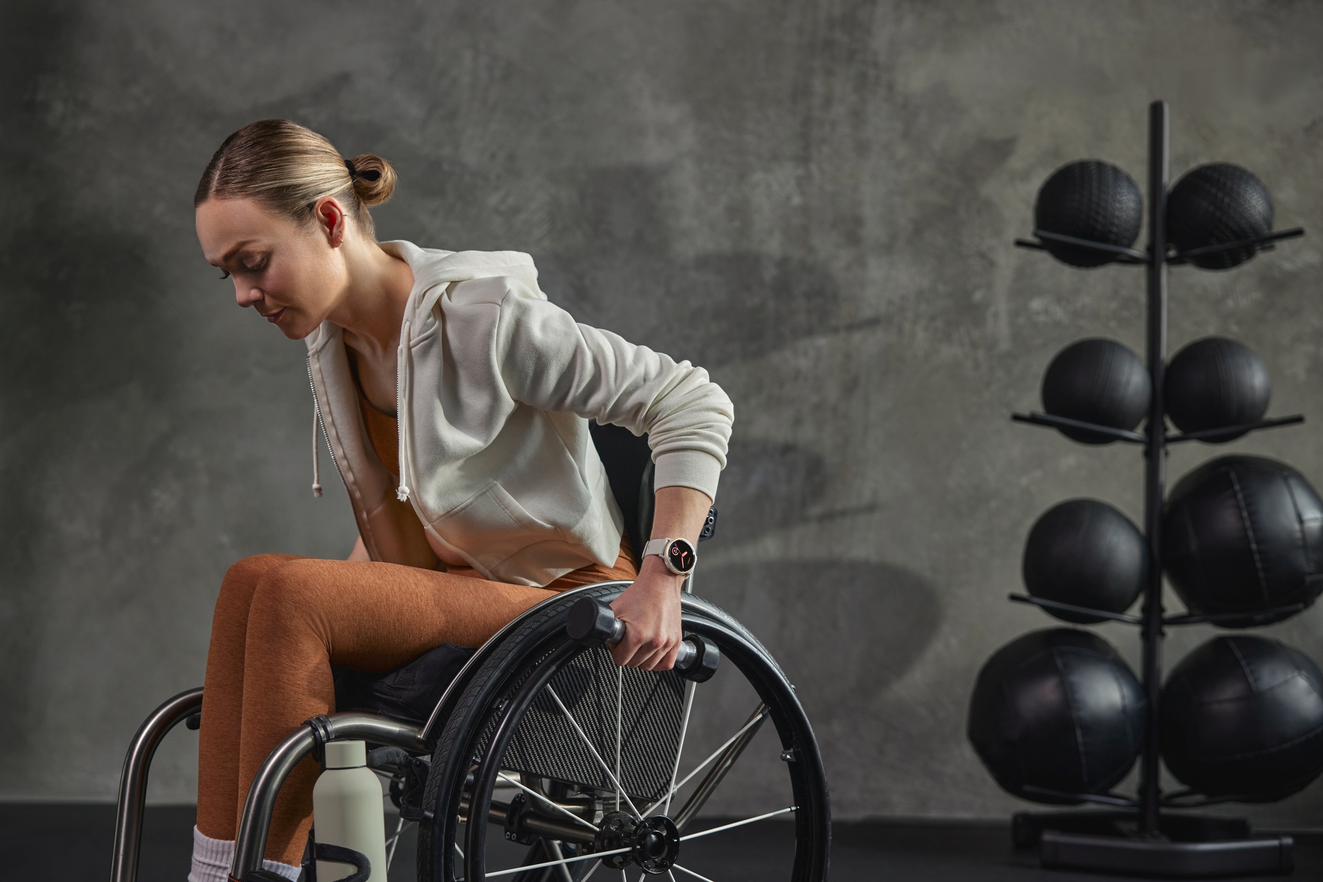 Garmin Smartwatch »VIVOACTIVE 5«, (3 cm / 1,2 Zoll), Proprietär, 4 GB, Fitness Smartwatch Coaching Garmin Pay Rollstuhlmodus)