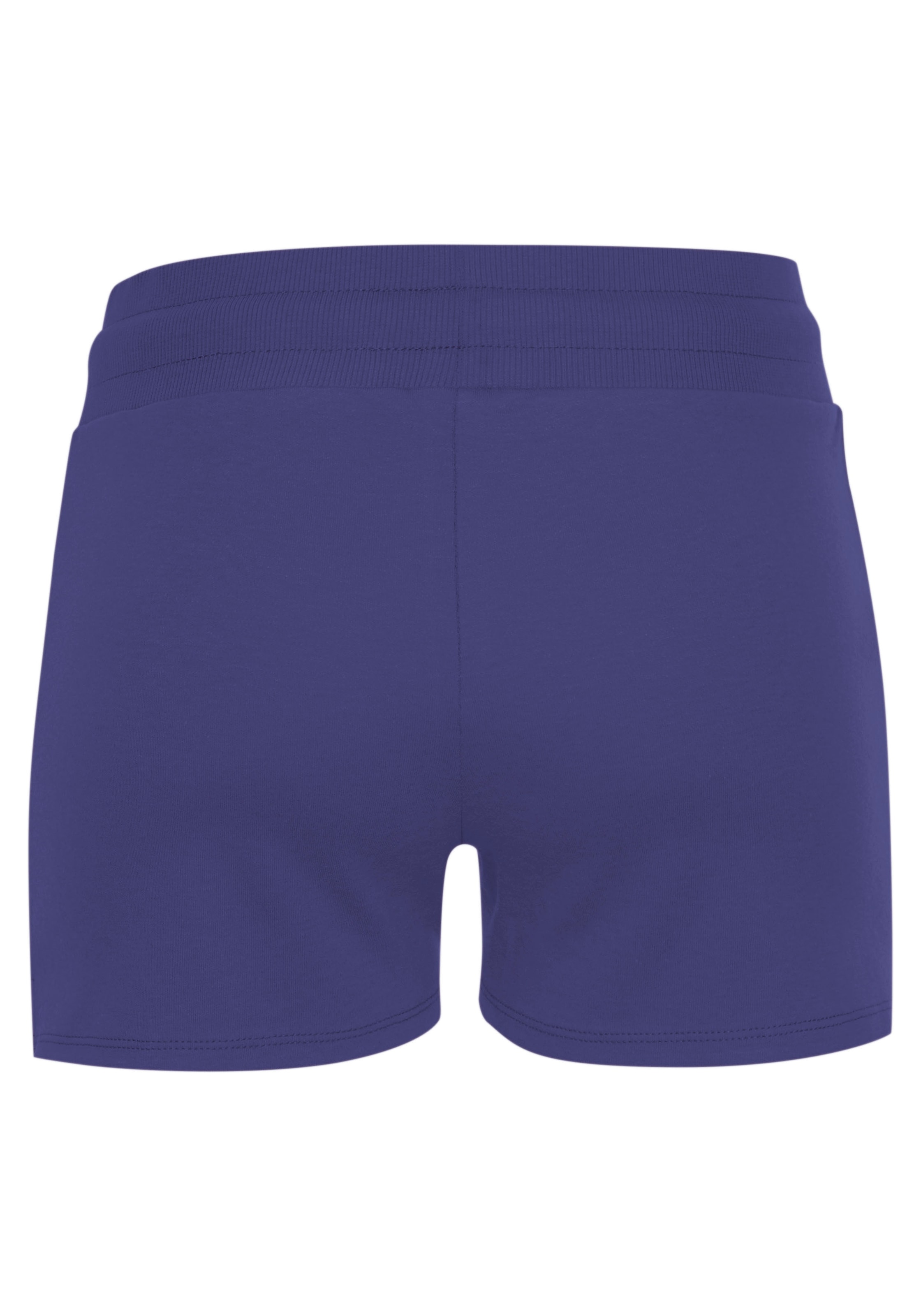 LASCANA ACTIVE Shorts, mit kleinen Seitenschlitzen