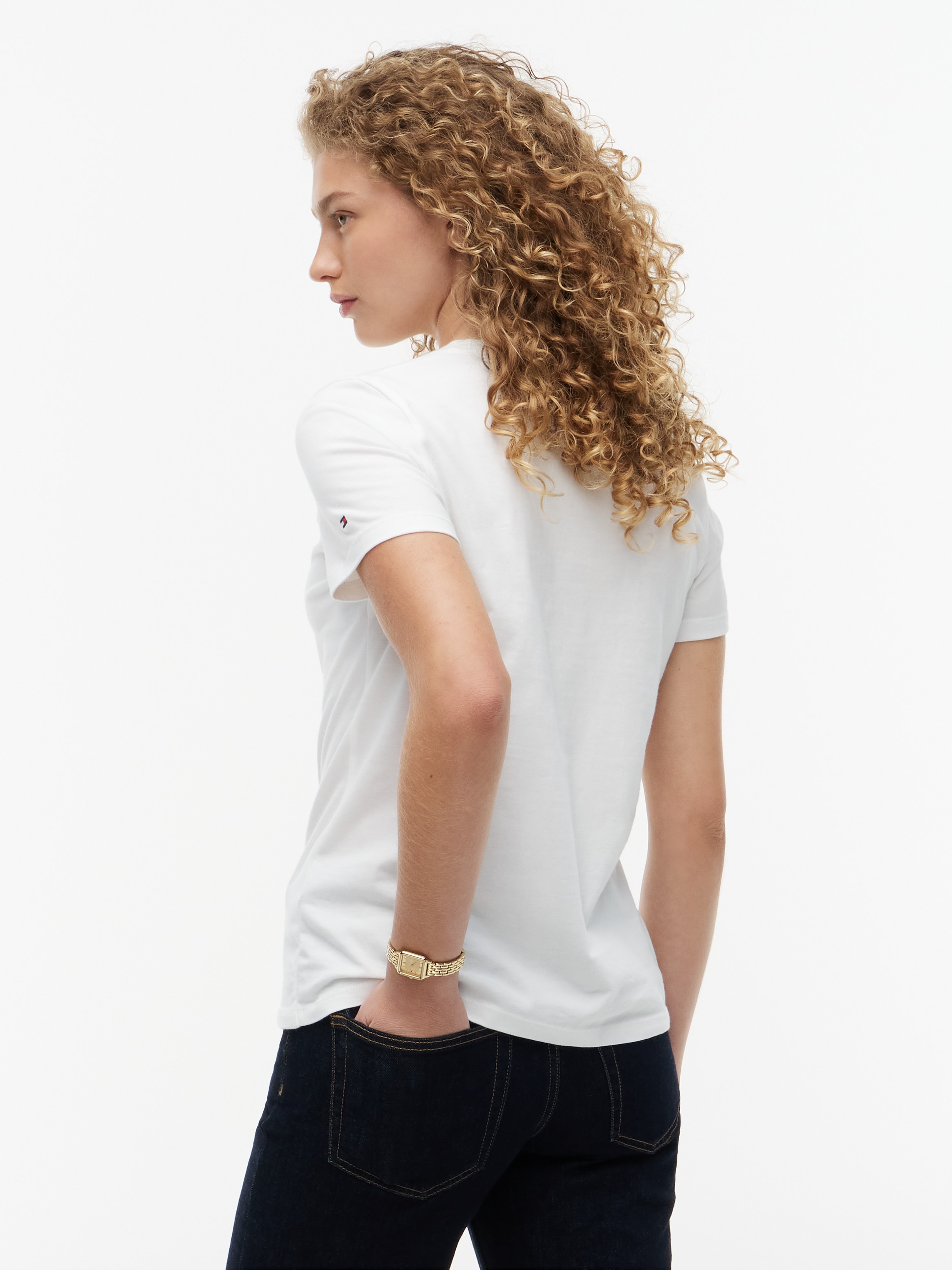 Tommy Hilfiger T-Shirt »NOS SCRIPT REGULAR C-NK SHORT SLEEVE« mit Rundhals und kontrastfarbener Stickerei, Regular Fit