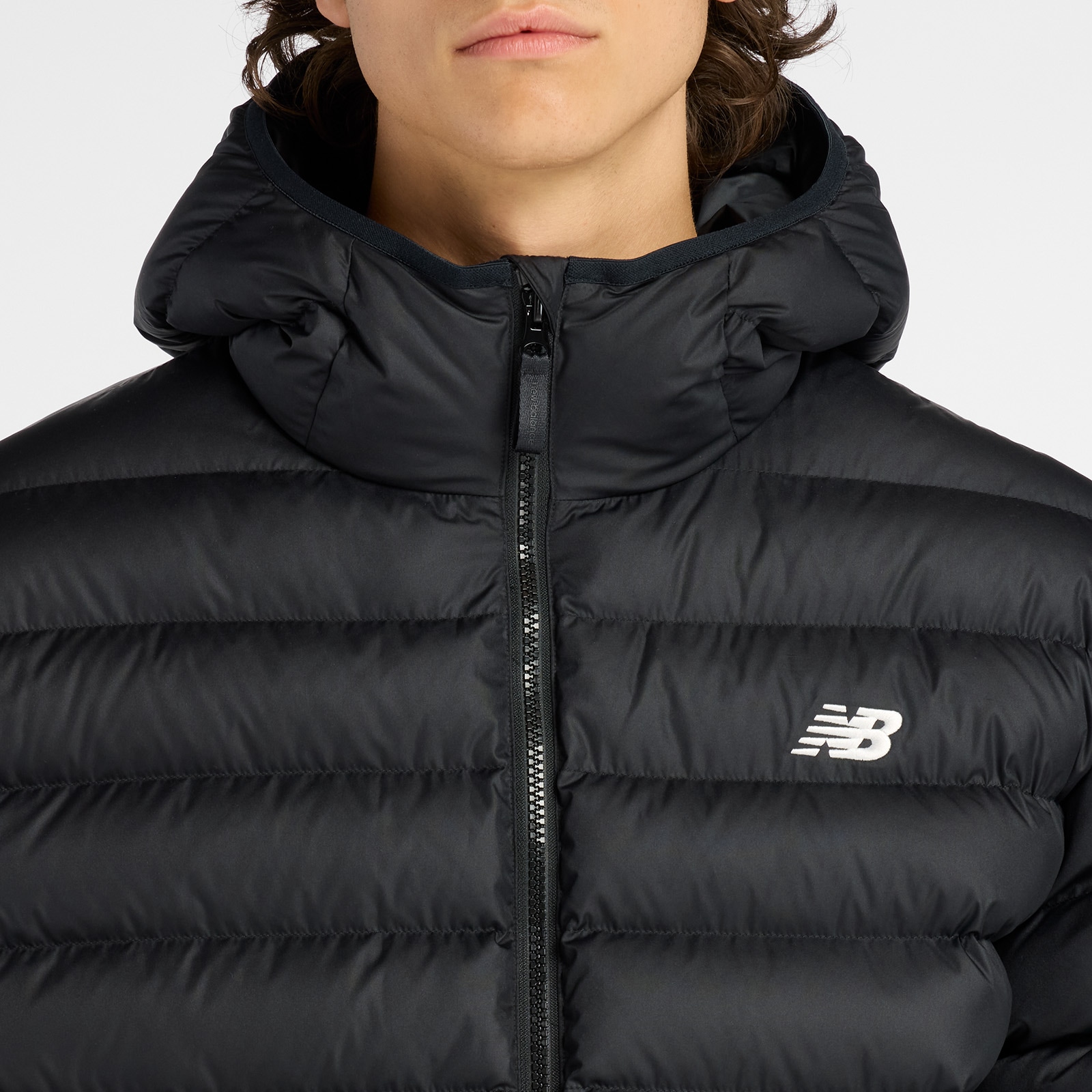 New Balance Steppjacke »Hooded Puffer Jacket BLACK«, mit Kapuze, Warm gefütterte Übergangsjacke und Winterjacke