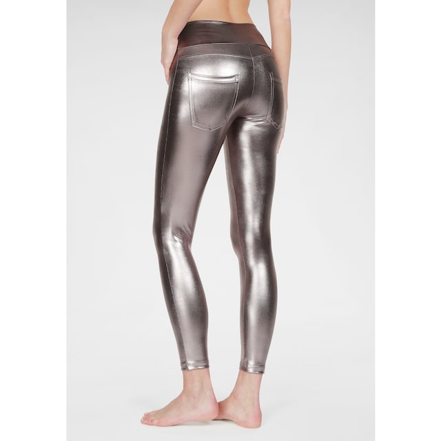 LASCANA Leggings, mit glänzender Beschichtung bei ♕