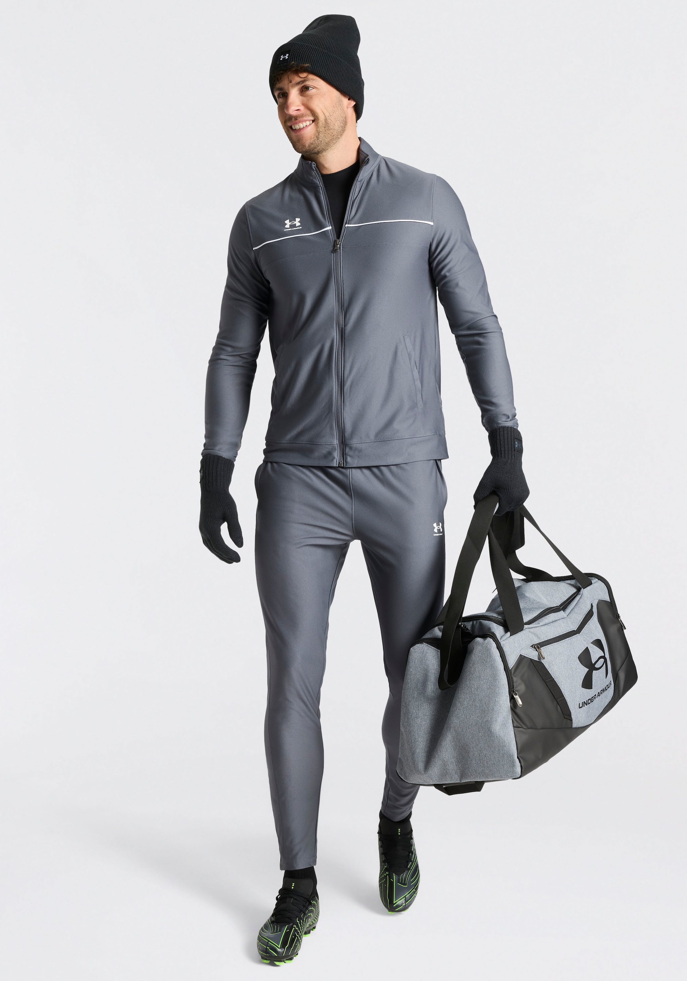 Under Armour® Trainingsanzug »UA M CHALLENGER TRACKSUIT« für Sport und Freizeit, leichtes Material, sportlicher Stil
