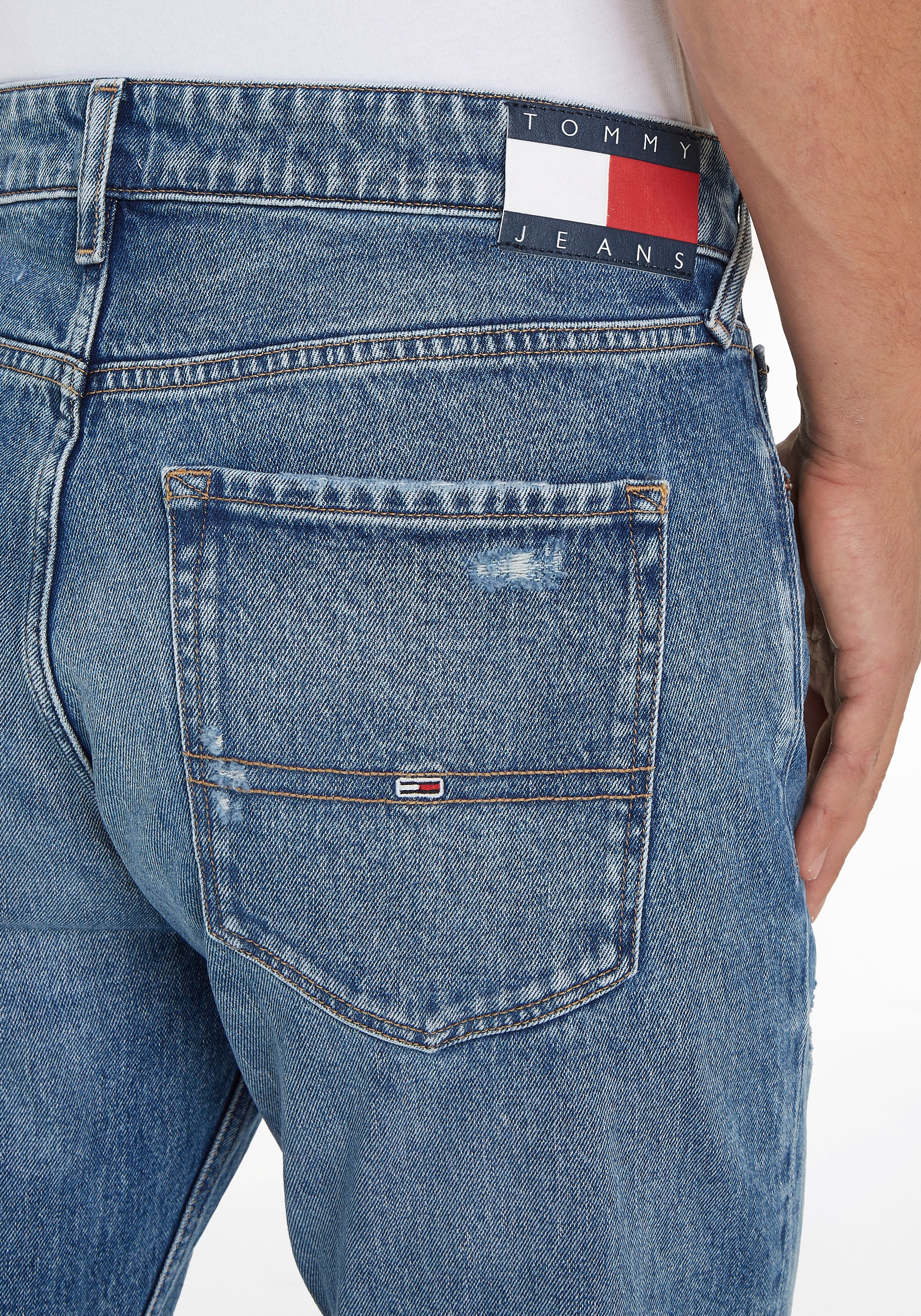 Tommy Jeans Slim-fit-Jeans »Scanton Slim Denim«, mit Used-Effekten