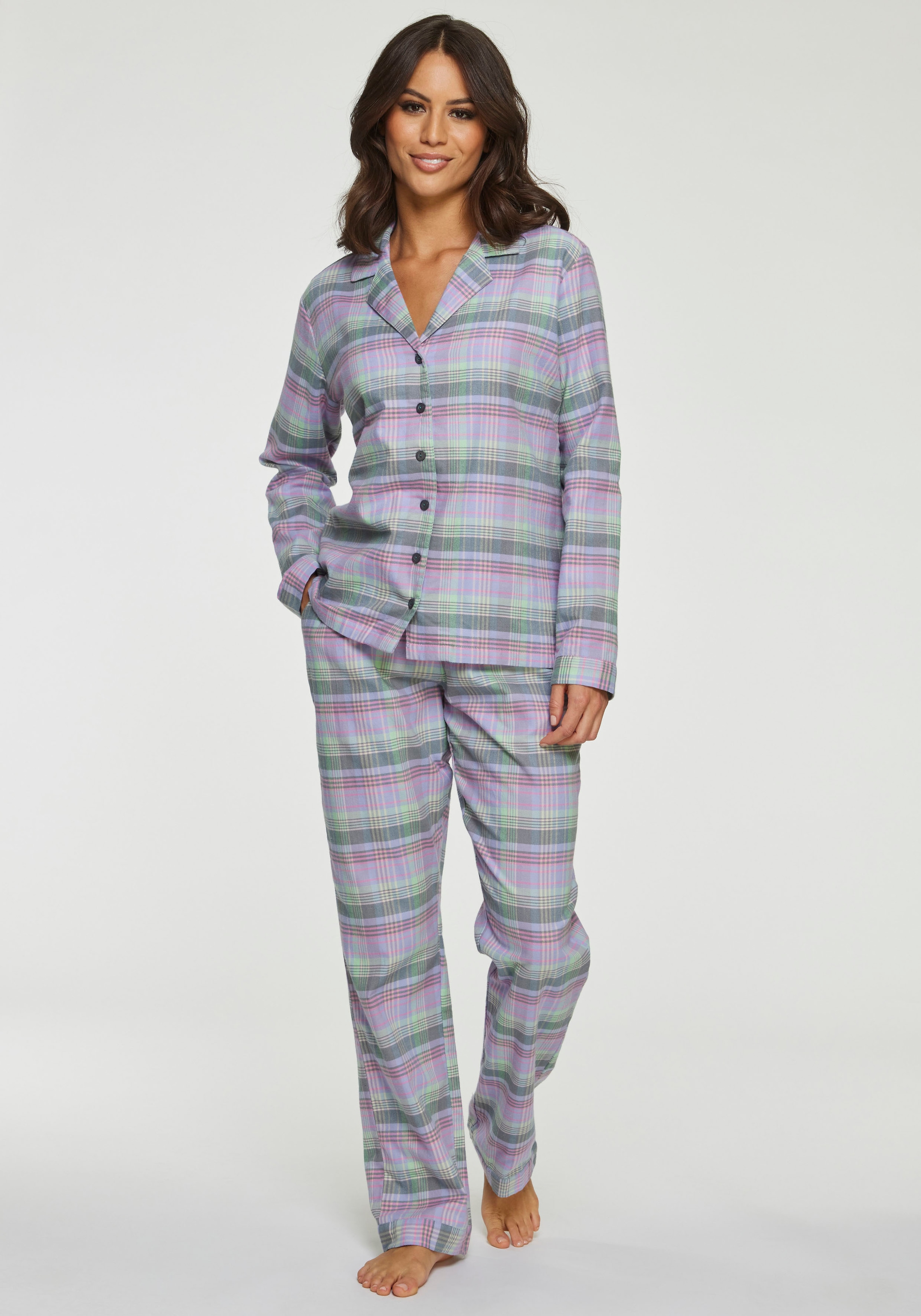 Vivance Dreams Pyjama 2-teilig, 2 aus kuschelig weichem Flanell