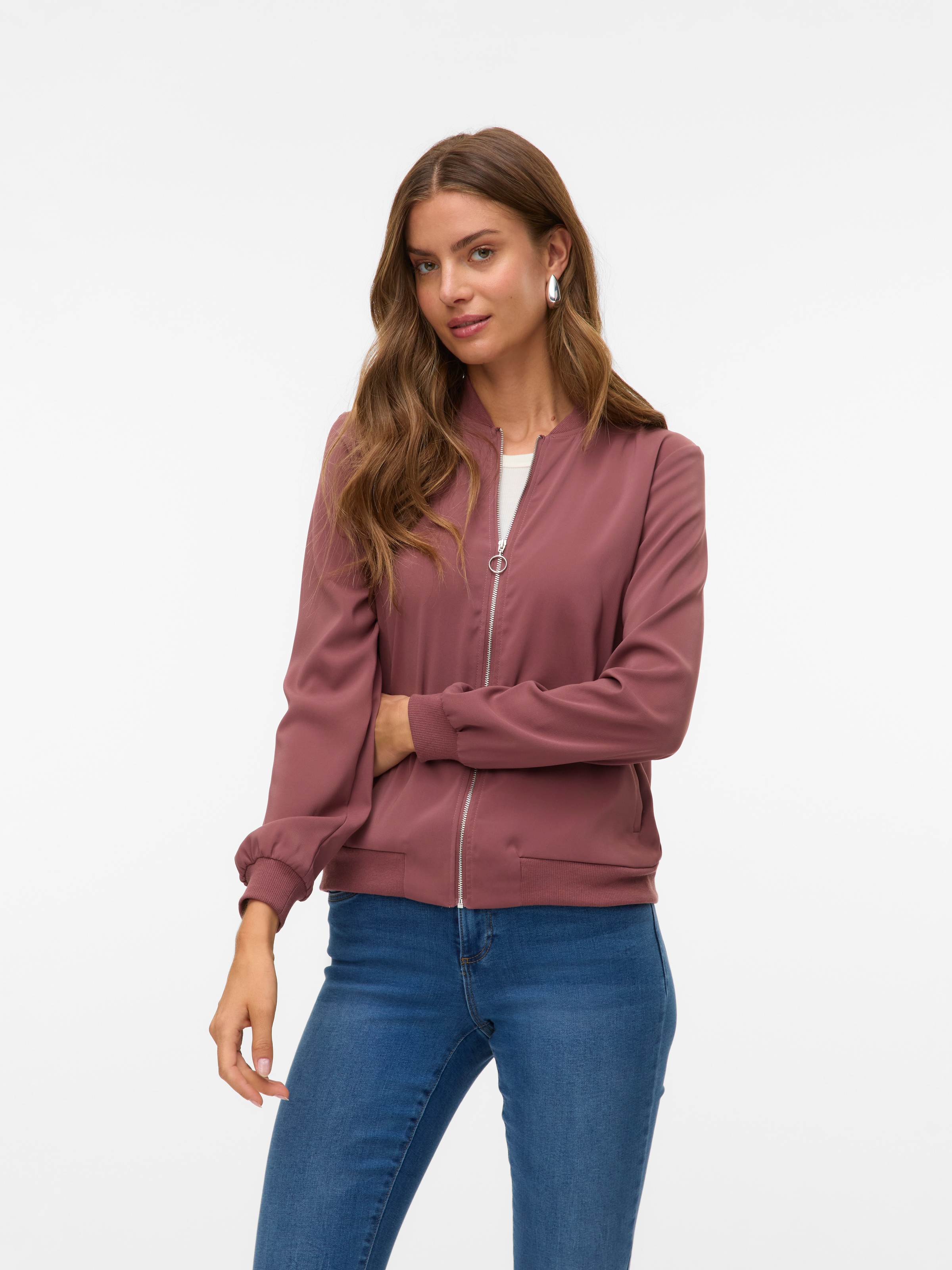 Vero Moda Bomberjacke »VMCOCO L/S BOMBER NOOS« in modisch kurzer Form, mit Stretch