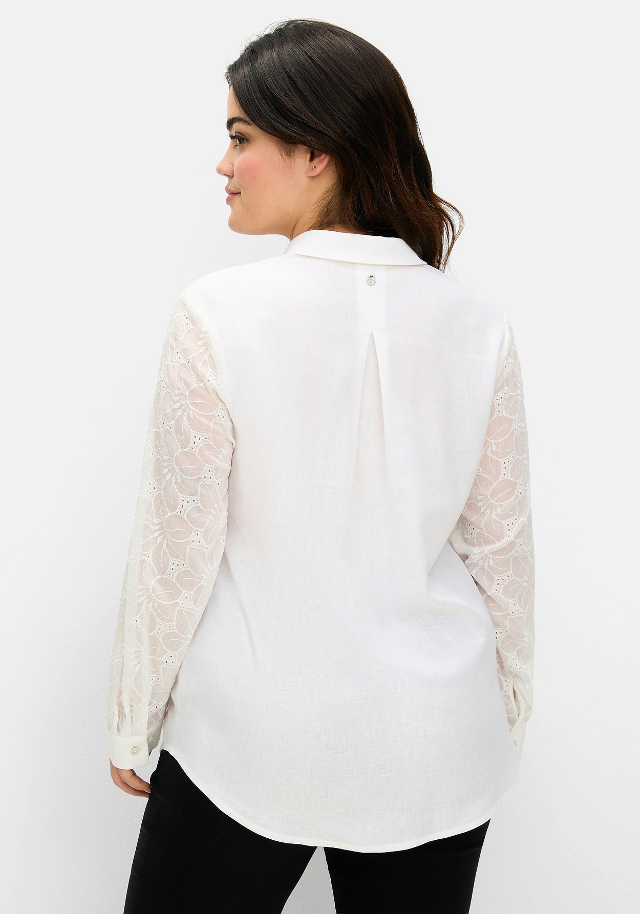 Sheego Hemdbluse »Bluse im Leinen-Mix, mit Ärmeln aus Spitze«
