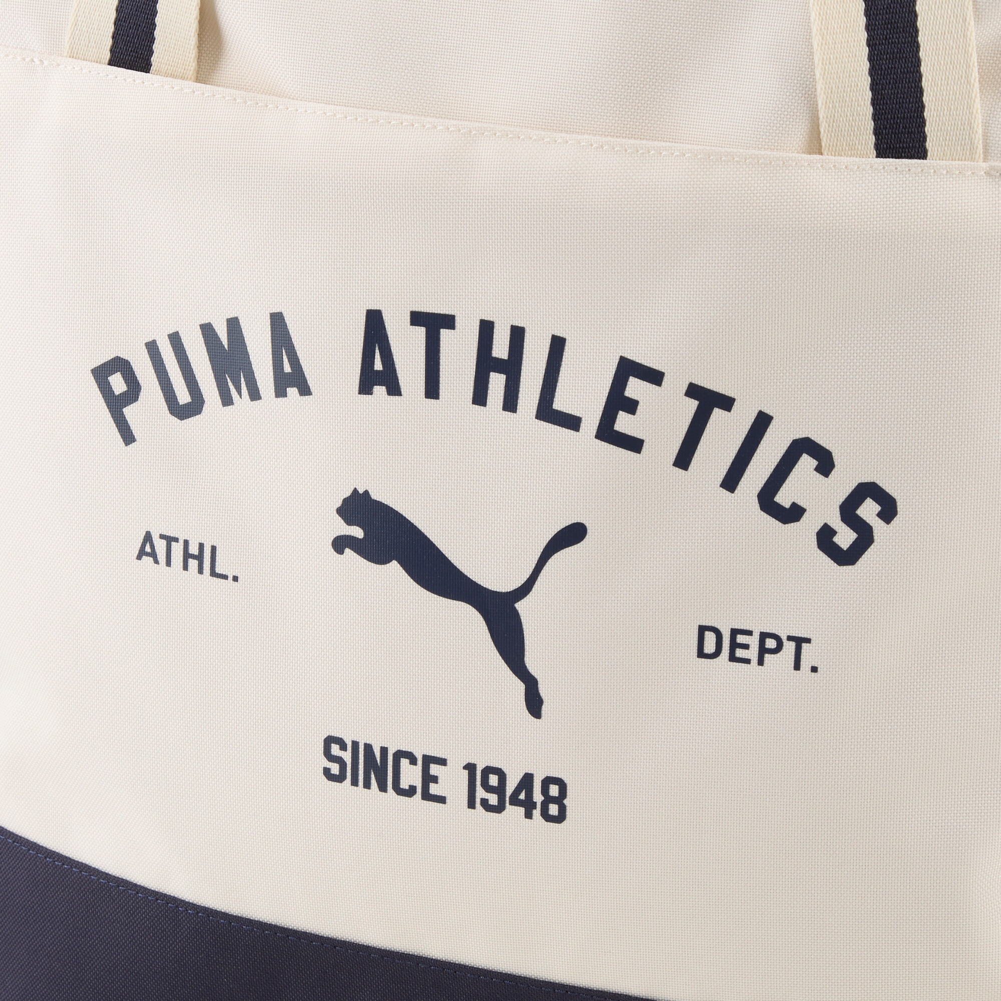 PUMA Schultertasche »PHASE CLASS TOTE« sportlicher Stil, für Erwachsene, leichtes Material