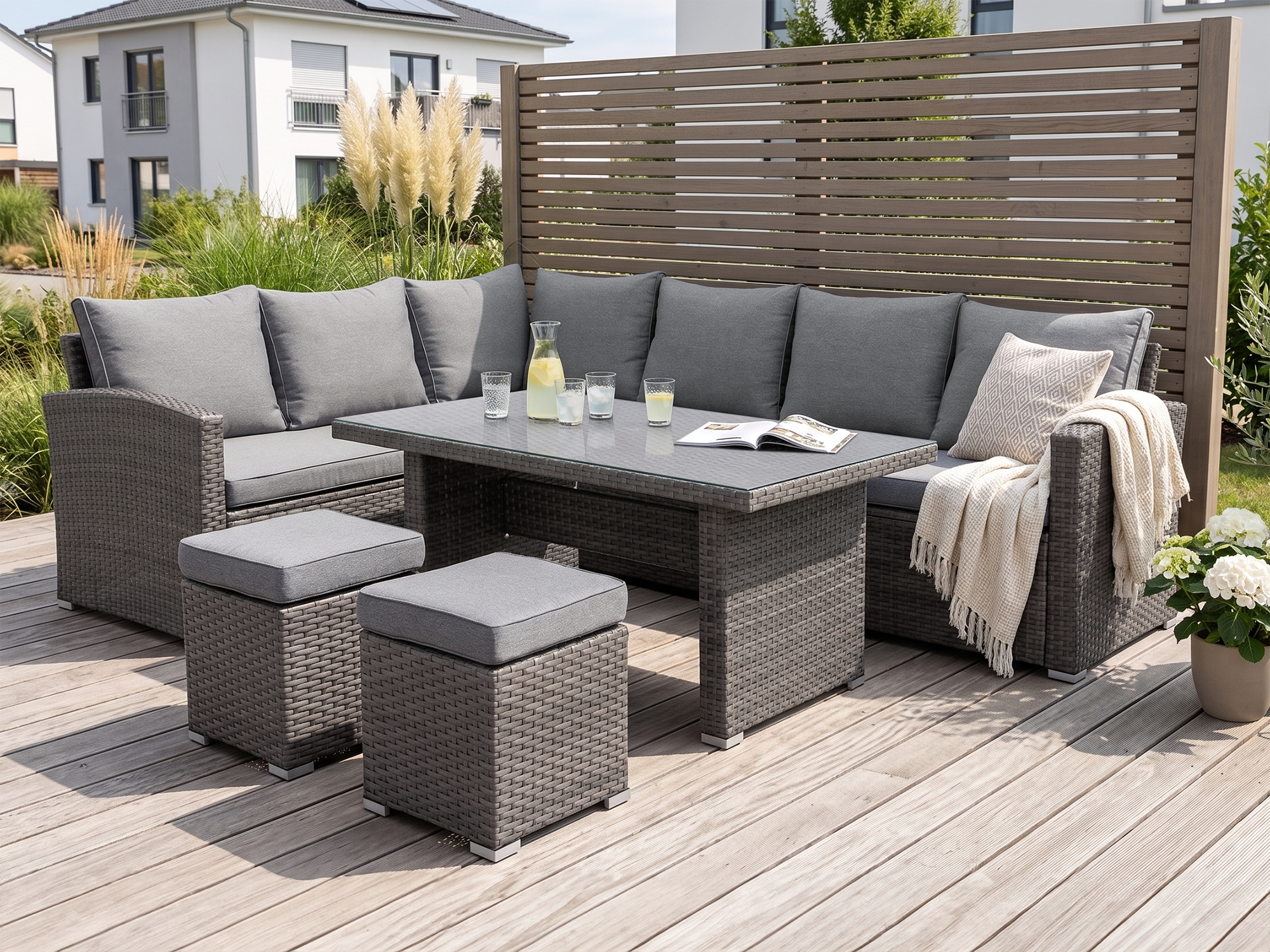 KONIFERA Gartenlounge-Set »London« Set, 2x3er Sofa, 2x Hocker, 1x Tisch 140x80x66cm, inkl. Auflagen, 17 Stk. tlg. inkl. Schutzhülle, Aluminium, Polyrattan