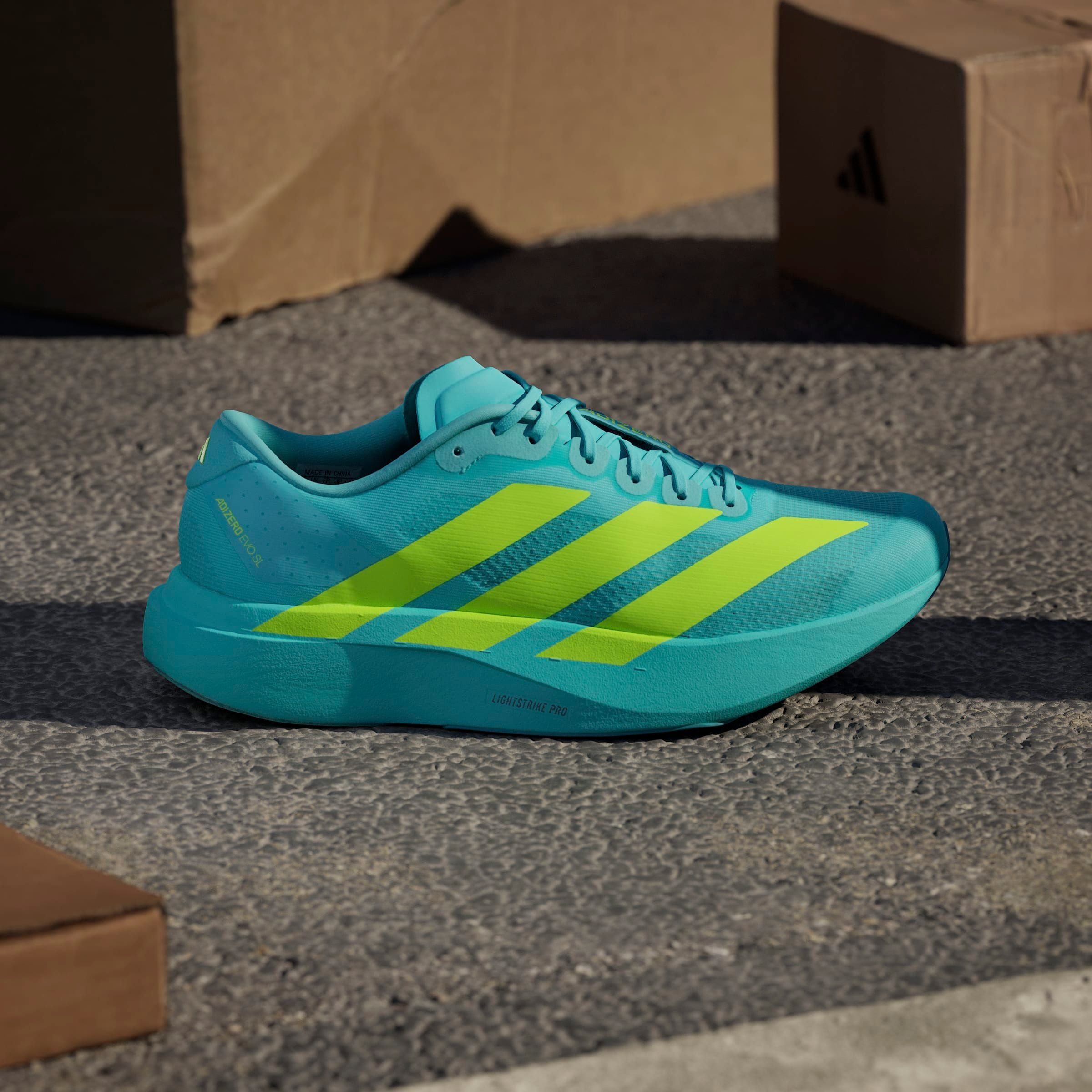 adidas Performance Laufschuh »ADIZERO EVO SL«, angelehnt an das Design vom Adios Pro Evo