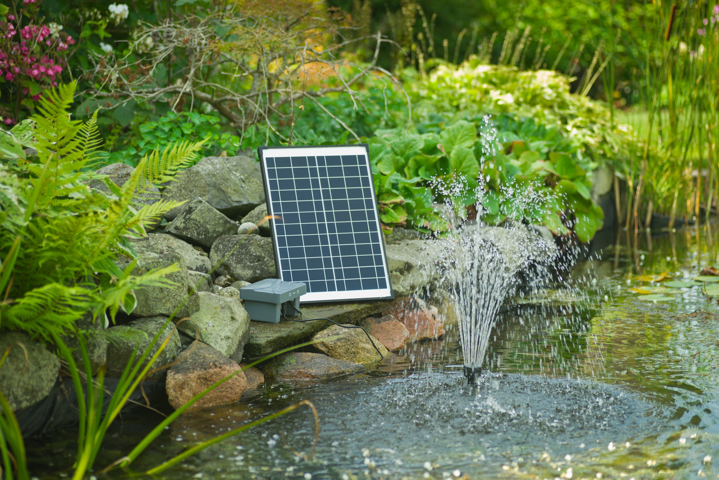 Ubbink Springbrunnenpumpe »SolarMax 1000 Accu inkl. PowerControl«, Hybrid-Funktion