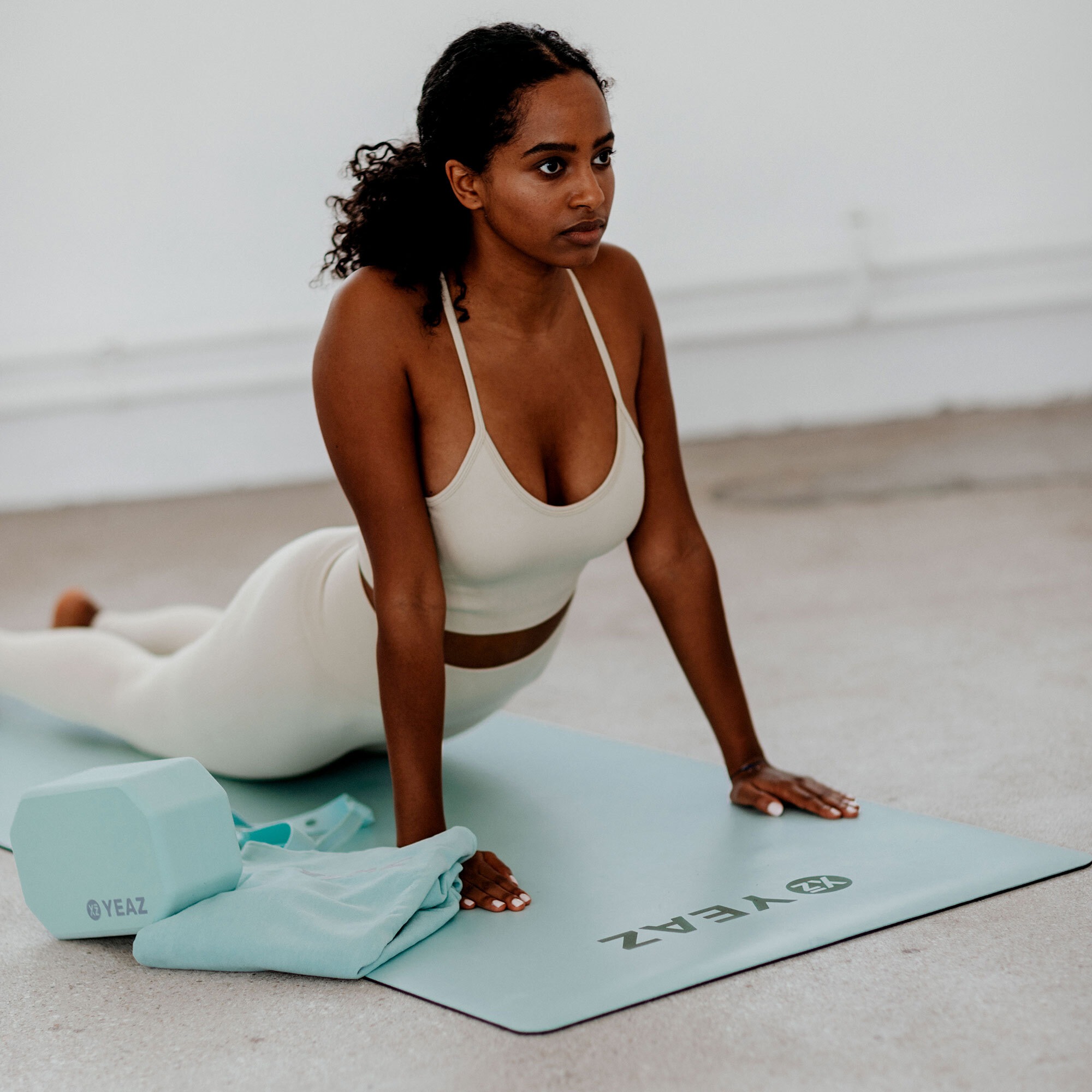 YEAZ Yogamatte »Yoga- & Fitness-Matte AURA«