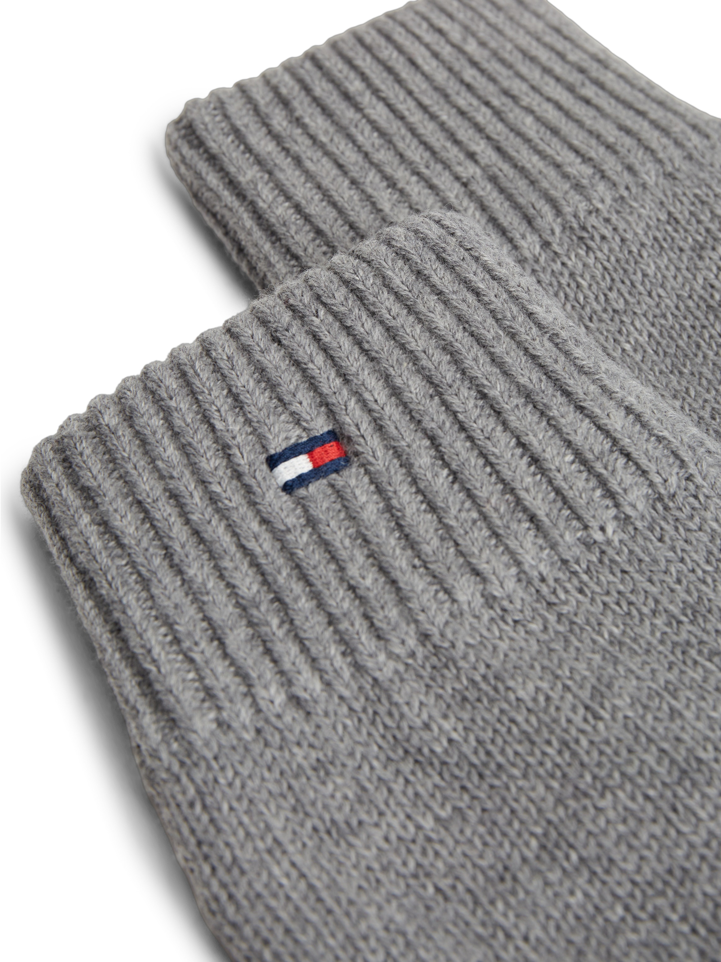 Tommy Hilfiger Strickhandschuhe »ESSENTIALS FLAG GLOVES« mit Kaschmir-Anteil, Logostickerei