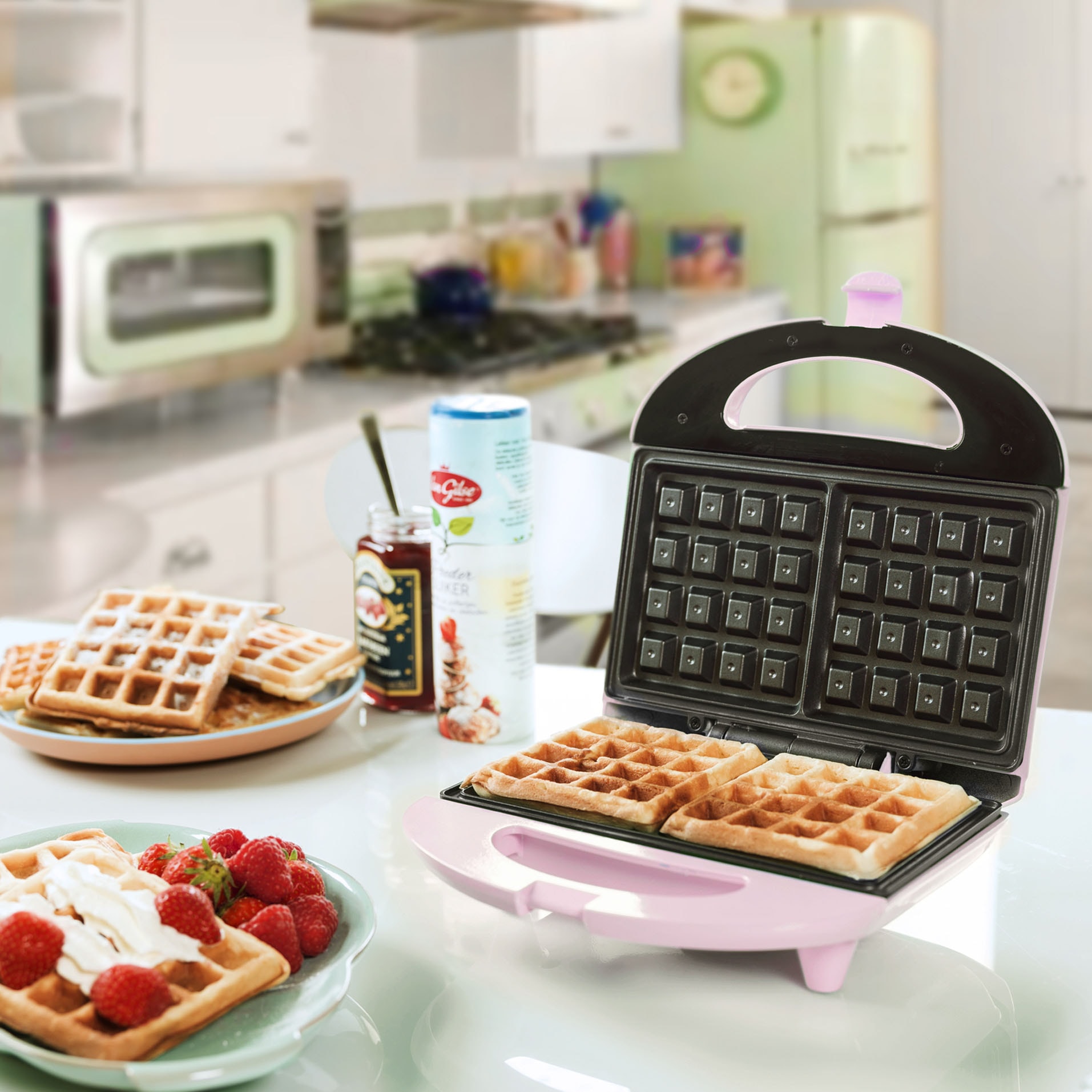 bestron Waffeleisen »ASW401P Sweet Dreams«, 700 W, für Belgische Waffeln, im Retro Design, für 2 Waffeln, Rosa