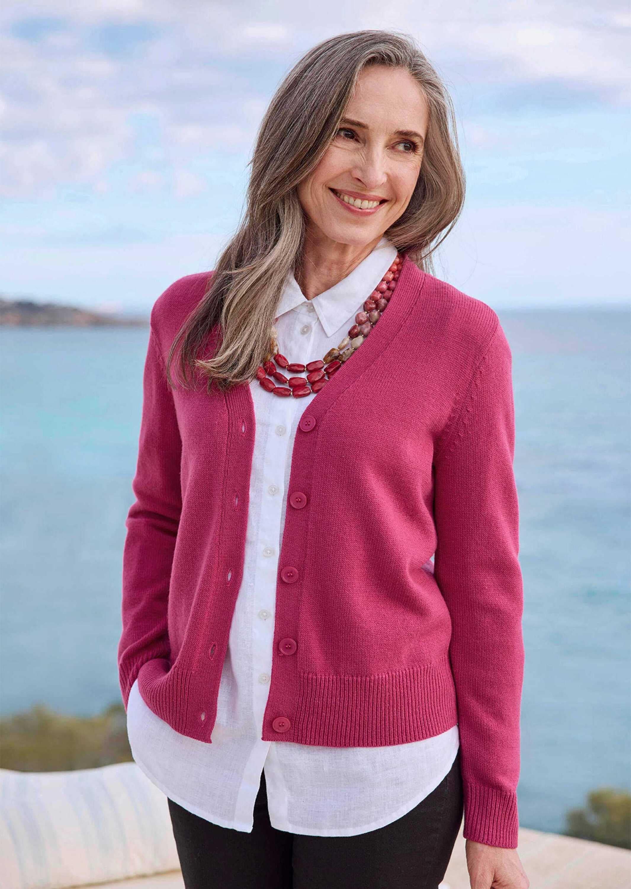 GOLDNER Strickjacke »Cardigan mit großen Knöpfen«