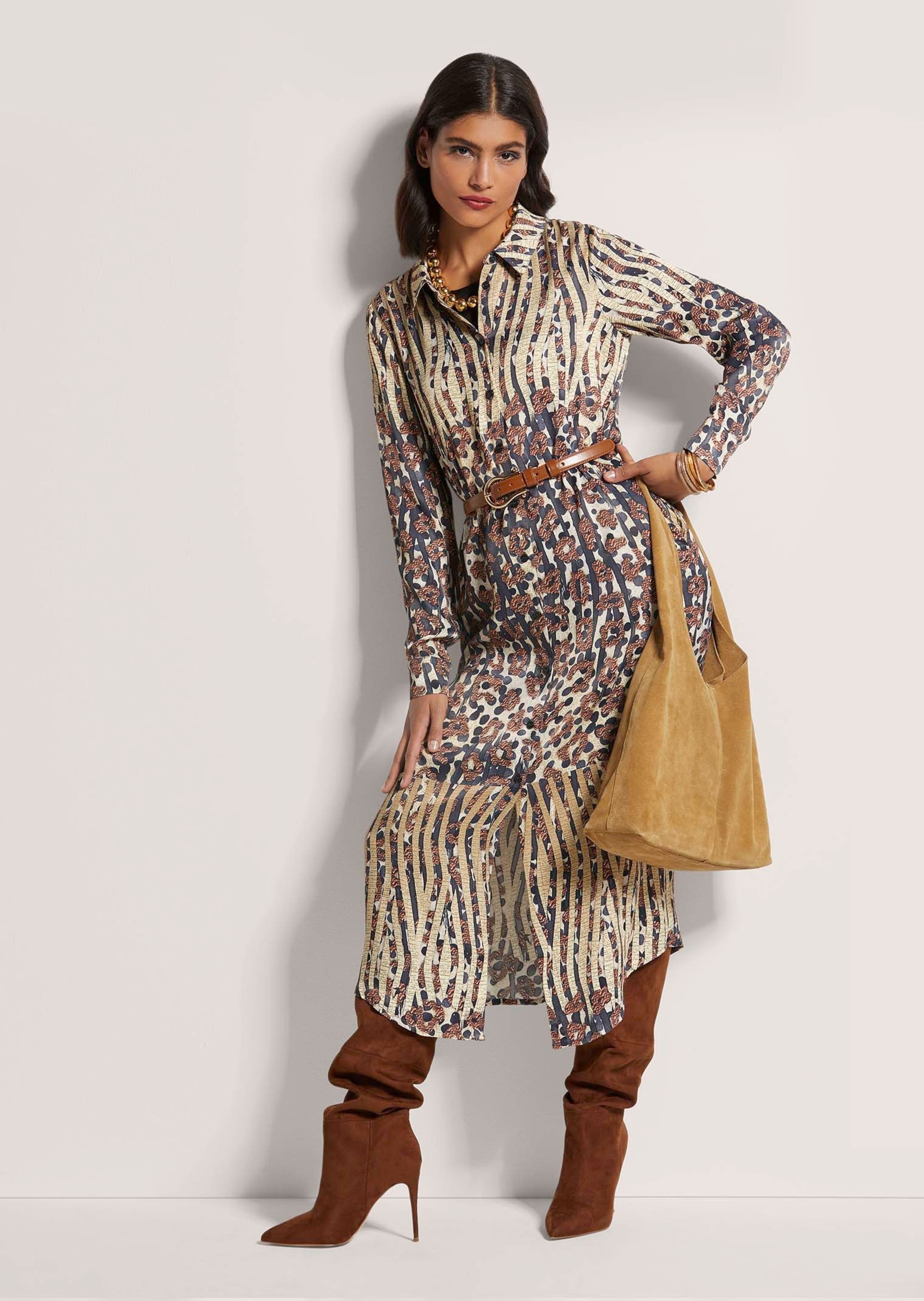 MADELEINE Midikleid »Kleid Bedrucktes Satinkleid«