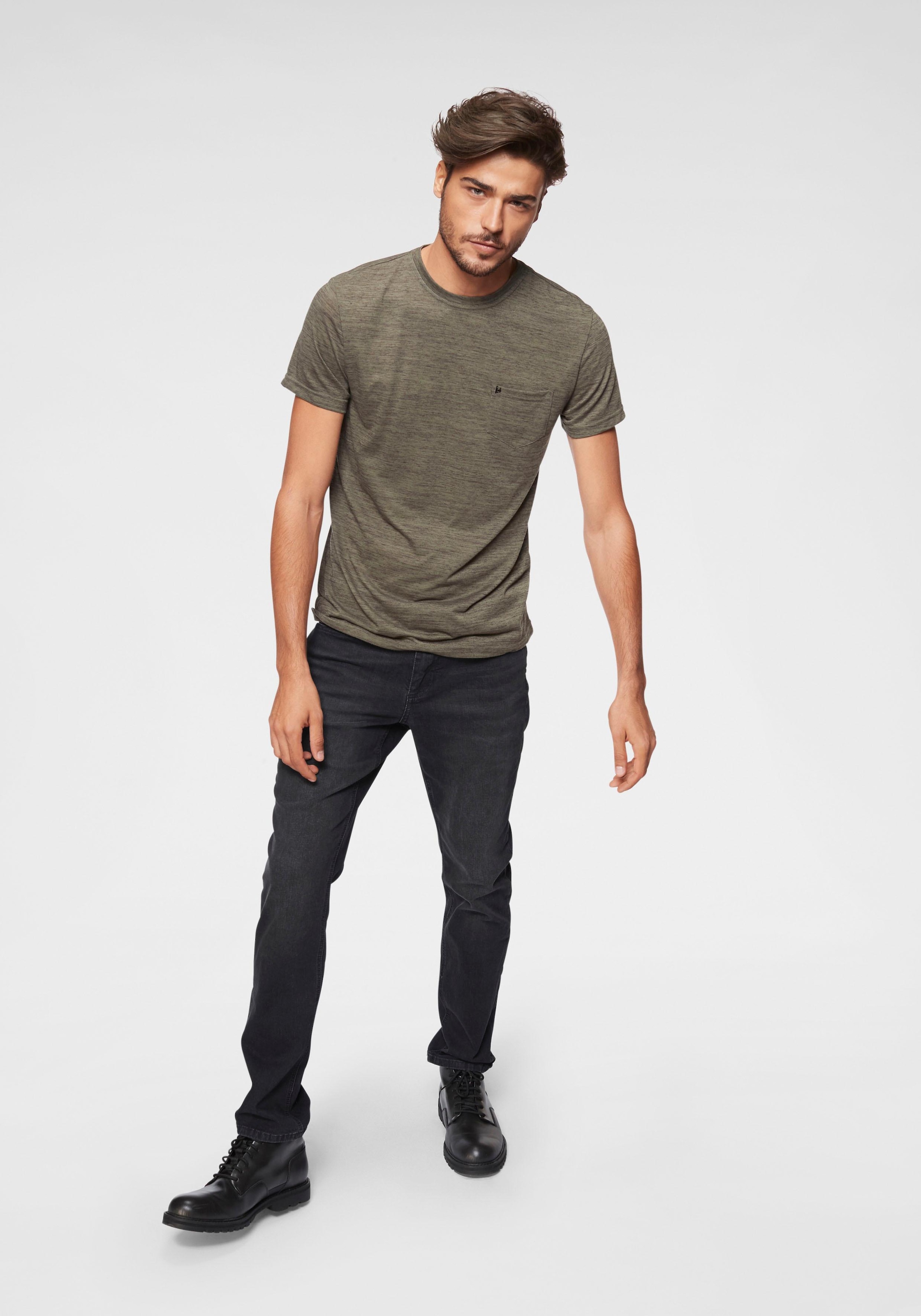 Bruno Banani T-Shirt Kurzarm,  Slim Fit,  unifarben,  Rundhalsausschnitt