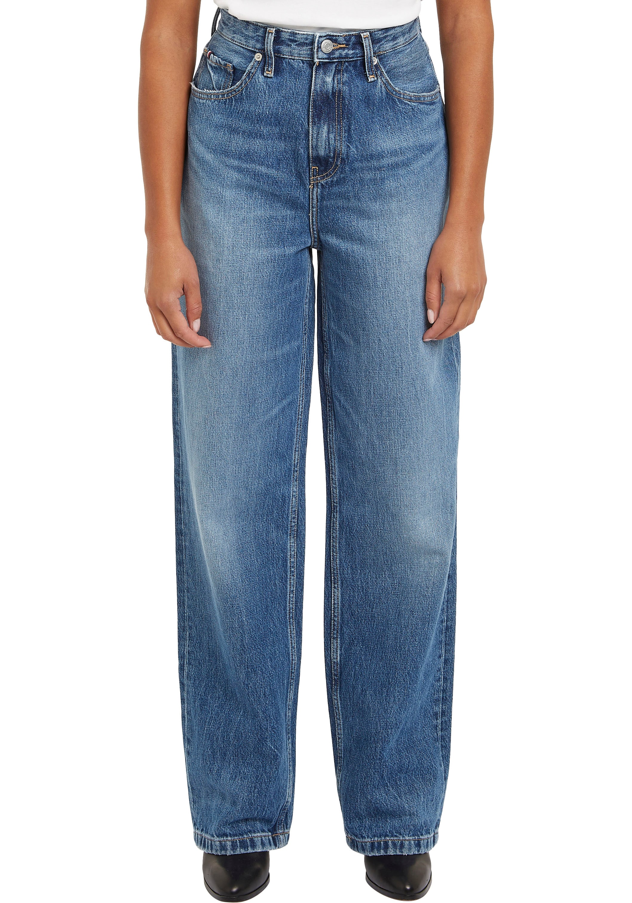 Tommy Hilfiger Straight-Jeans »RELAXED STRAIGHT HW GER«, mit Tommy Hilfger Logo-Badge
