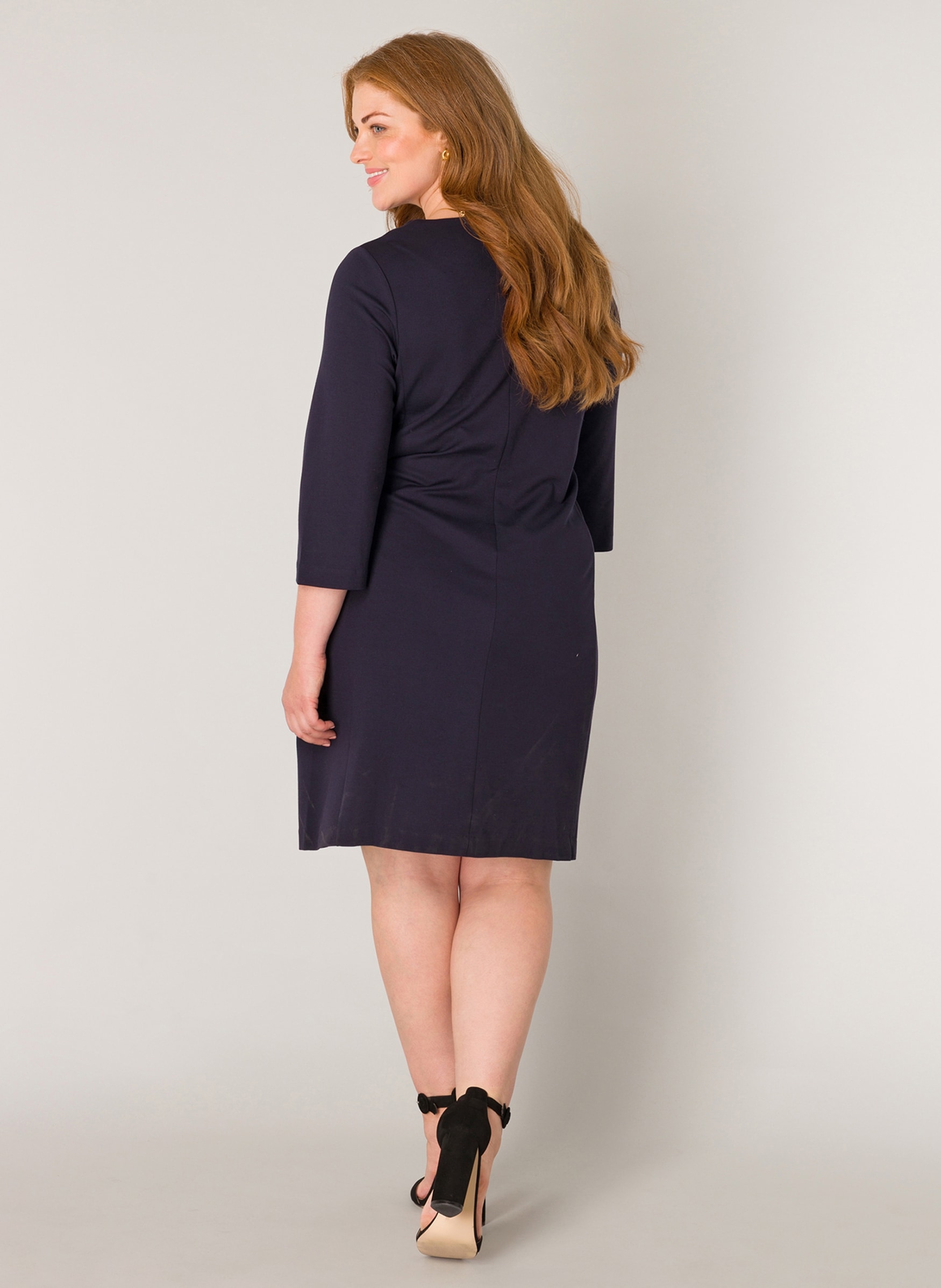 Base Level Curvy Etuikleid »Addy«, in formstabilem Viskosemix