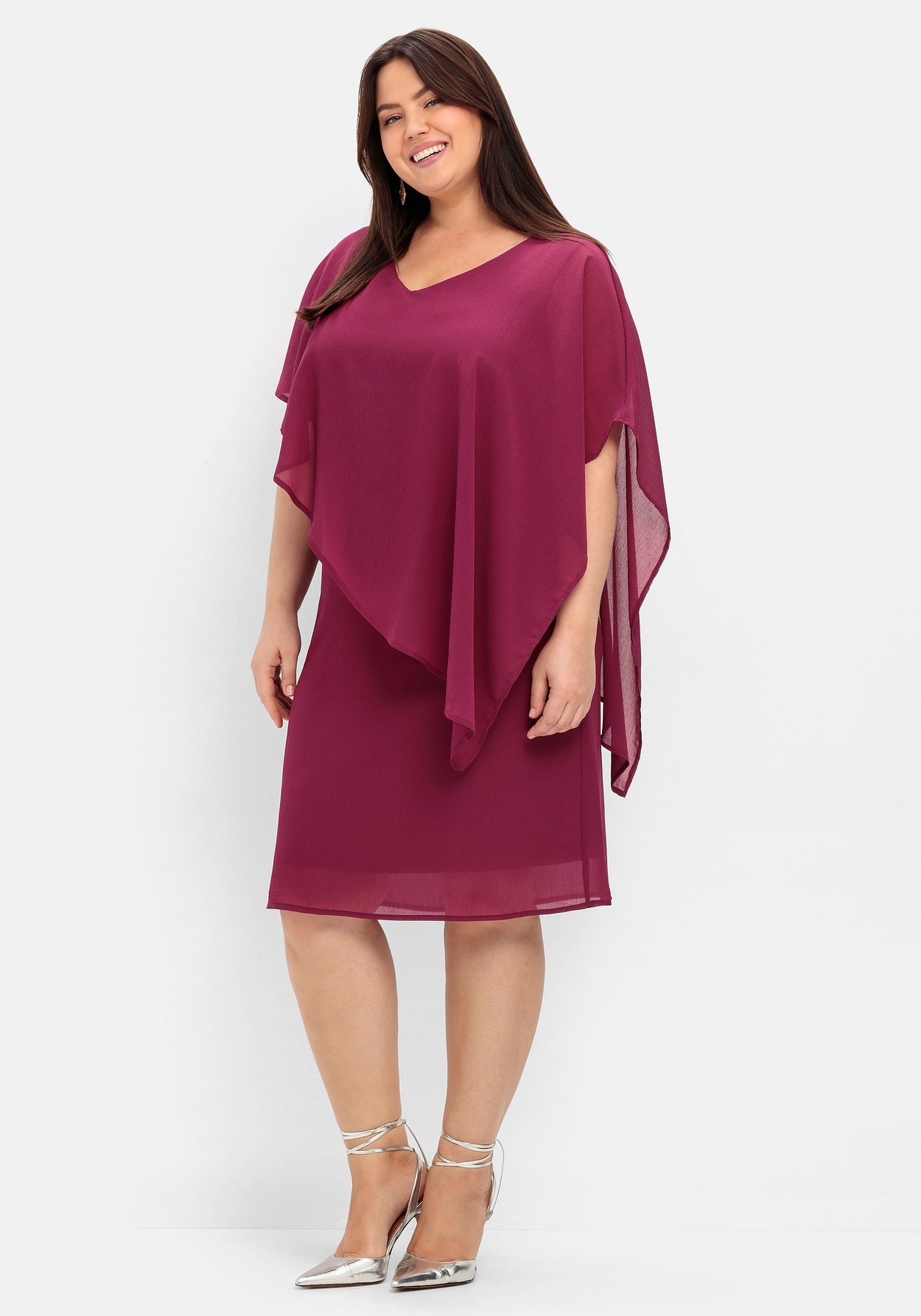 Sheego Cocktailkleid »Cocktailkleid mit asymetrischem Cape«, mit asymetrischem Cape