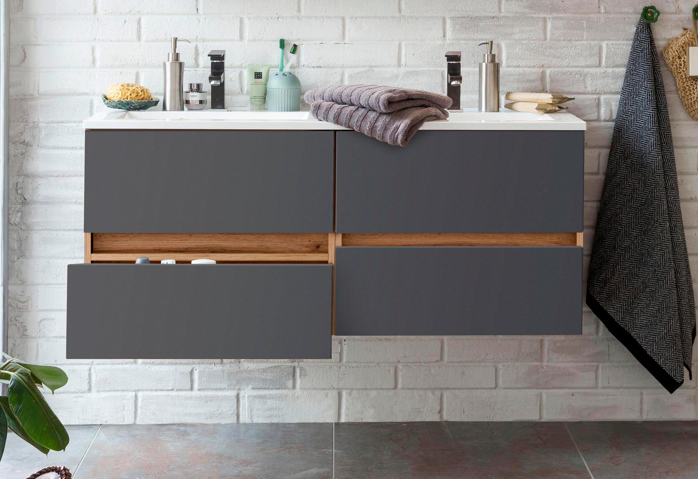 welltime Waschbeckenunterschrank »Lucca«, Badmöbel, Waschtisch inkl. Waschbecken, Breite 120 cm