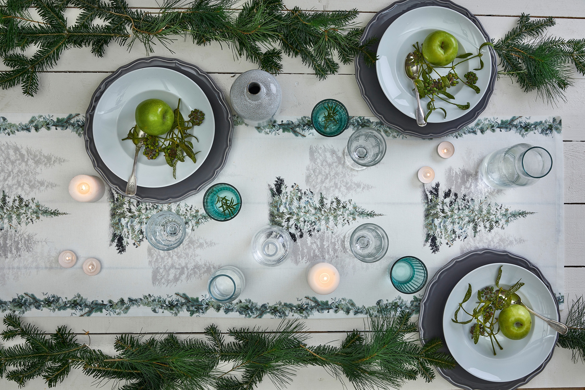 Weihnachtsdeko, online Winterwelt, APELT »3602 (1 St.), kaufen Tischläufer Digitaldruck Weihnachten«,