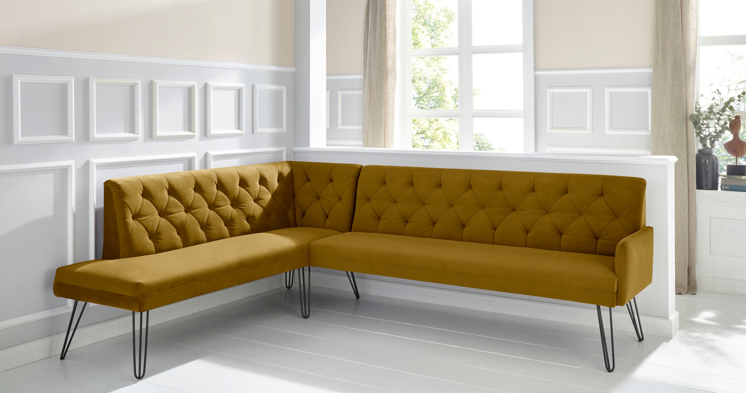 Eckbank »Doppio, Chesterfield Optik, komfortabel und bequem, hohe Designfüße«, Frei im...