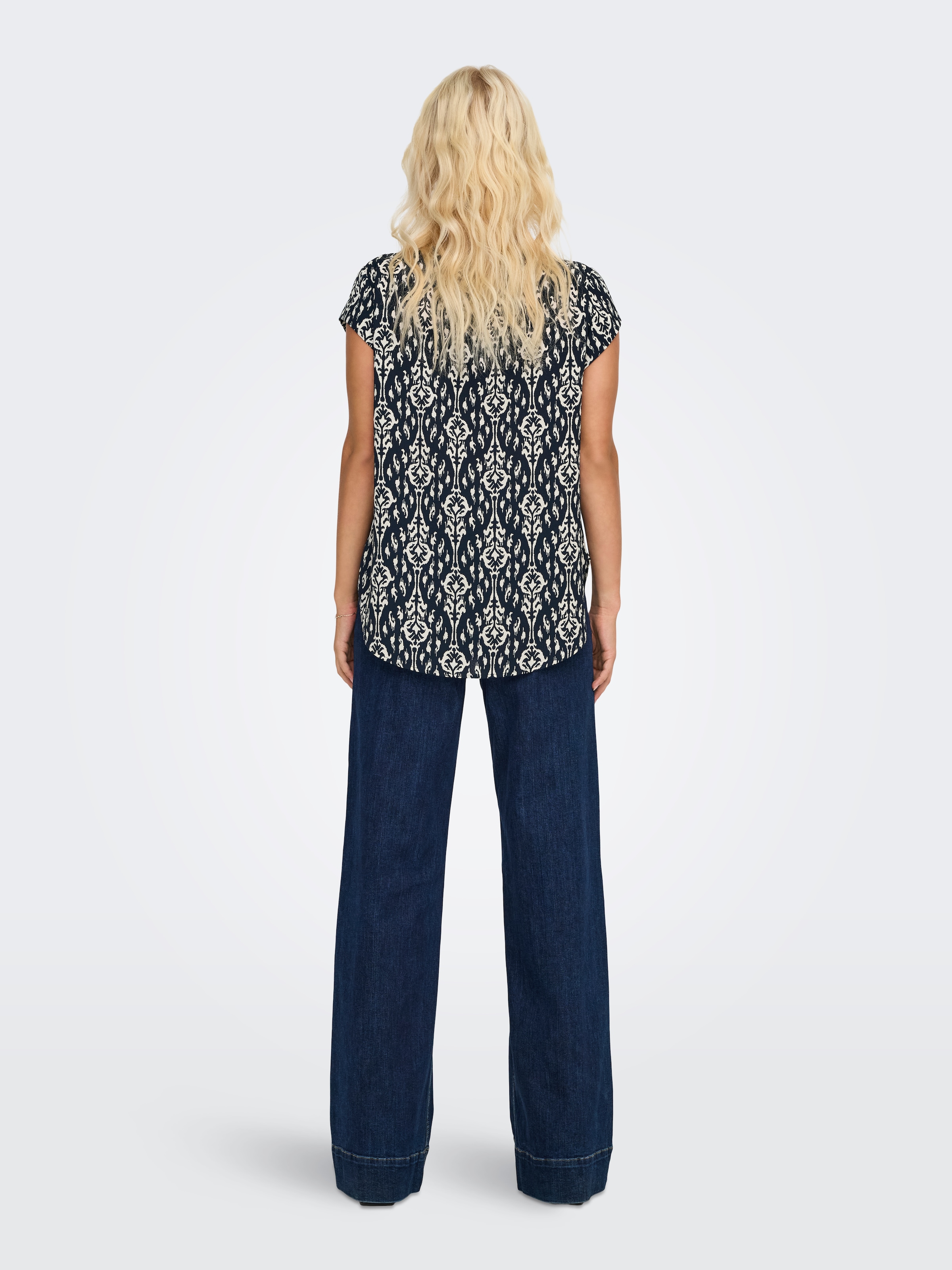 ONLY Shirtbluse »ONLVIC S/S AOP TOP NOOS PTM«, mit Allover Druck