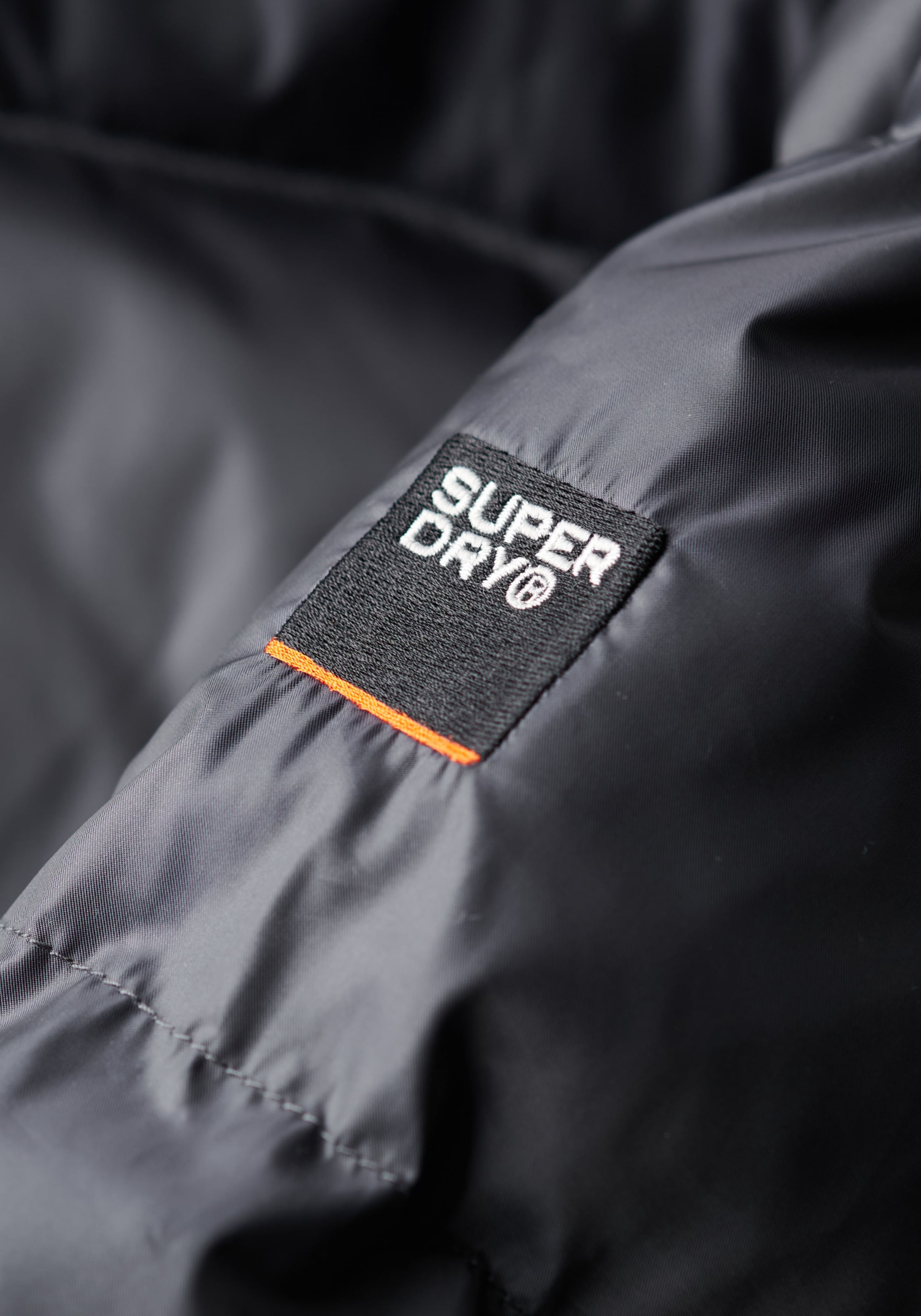 Superdry Steppjacke »HOODED LUXE SPORTS PUFFER«, mit Kapuze