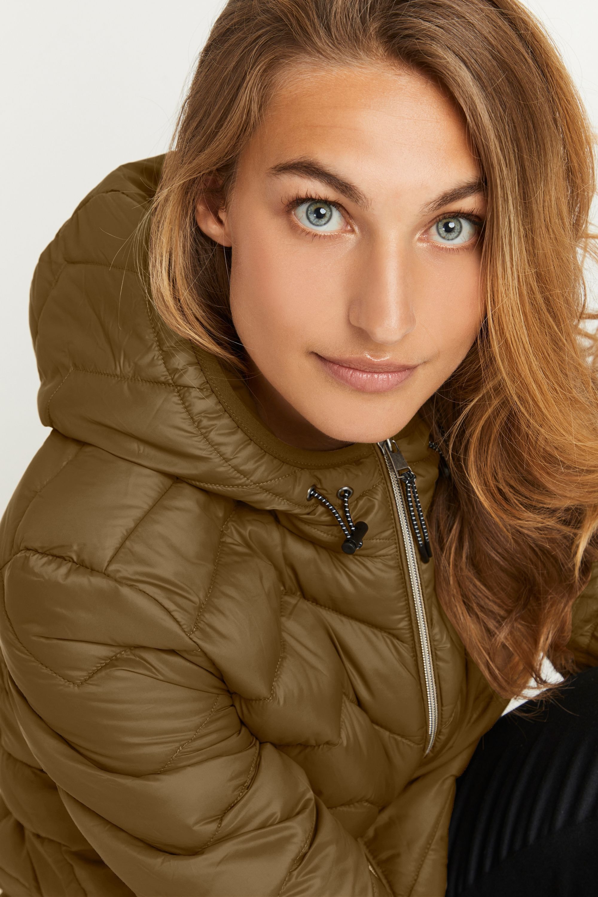 fransa Steppjacke »Steppjacke FRPadma«, mit Kapuze