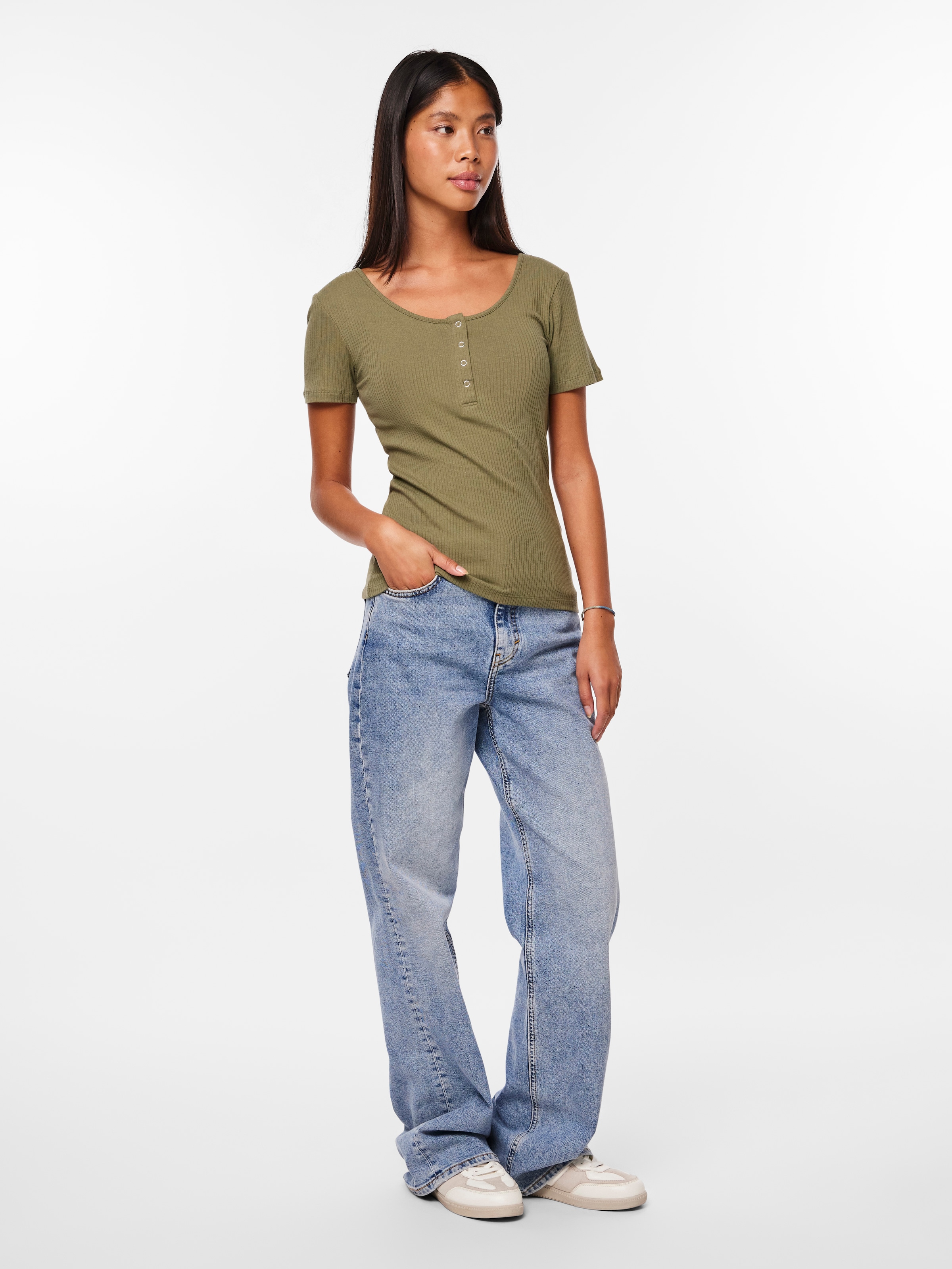 pieces Kurzarmshirt »PCKITTE SS TOP NOOS BC« Baumwollmischung, slim fit