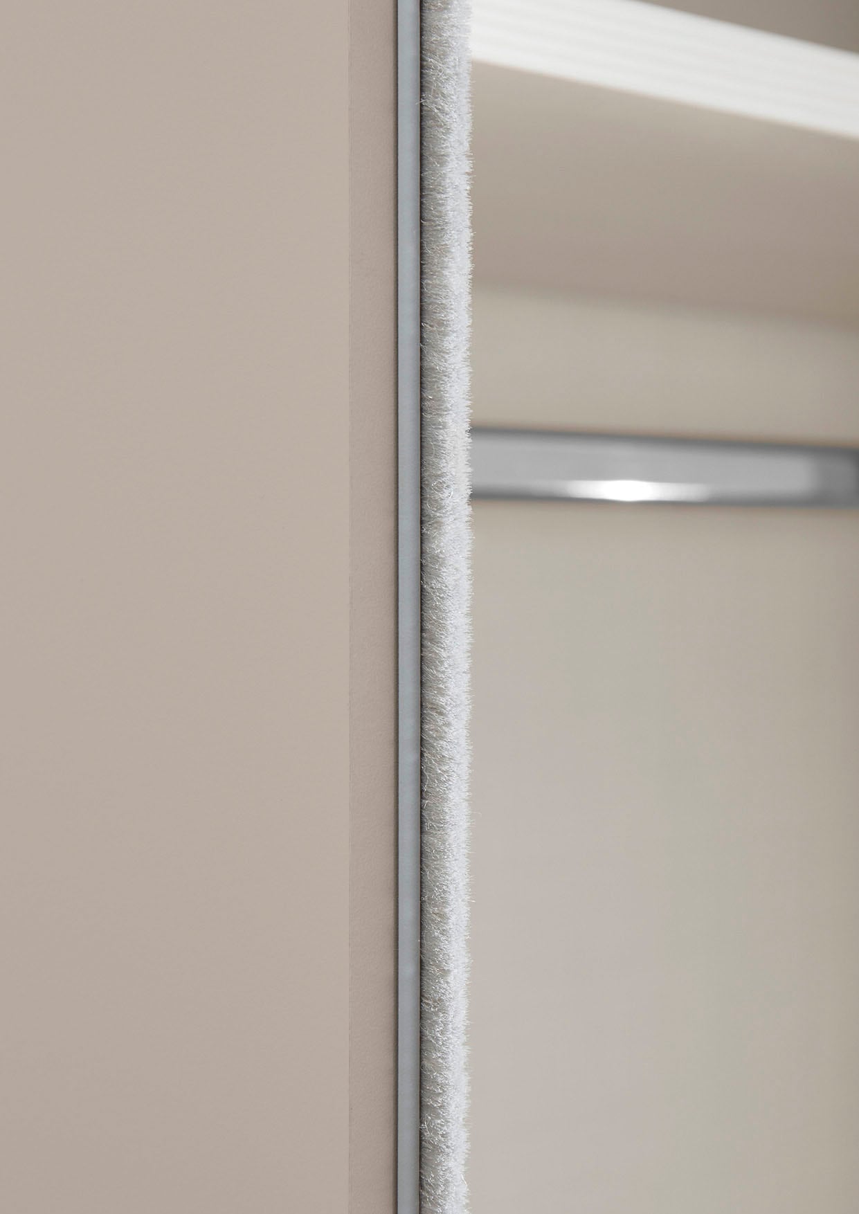 STAUD Schwebetürenschrank »Sonett 120 G, Made in Germany«, mit vier verschiedenen Ausstattungsvarianten