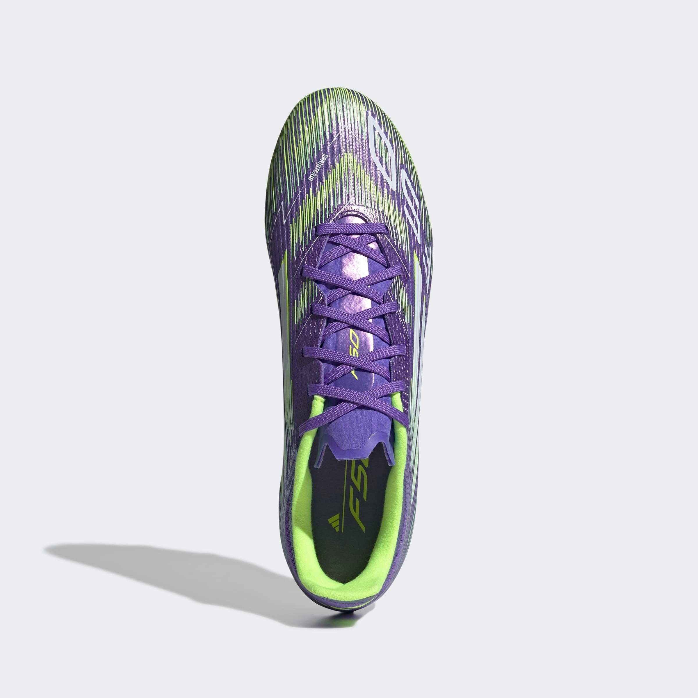 adidas Performance Fußballschuh, geeignet für Rasen- und Kunstrasenplätze