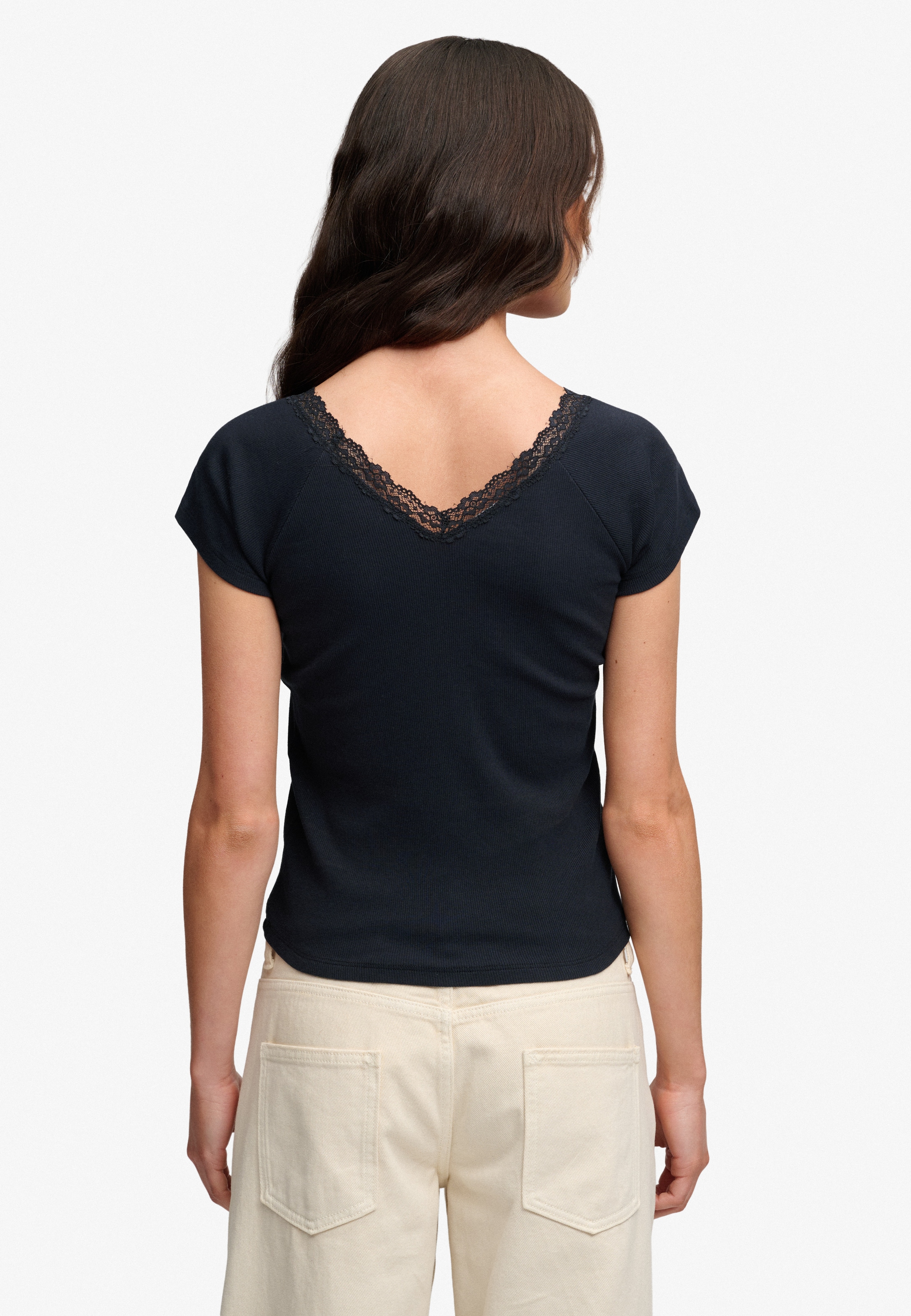 Superdry V-Shirt »ATH ESS LACE TRIM V TEE« mit Spitze