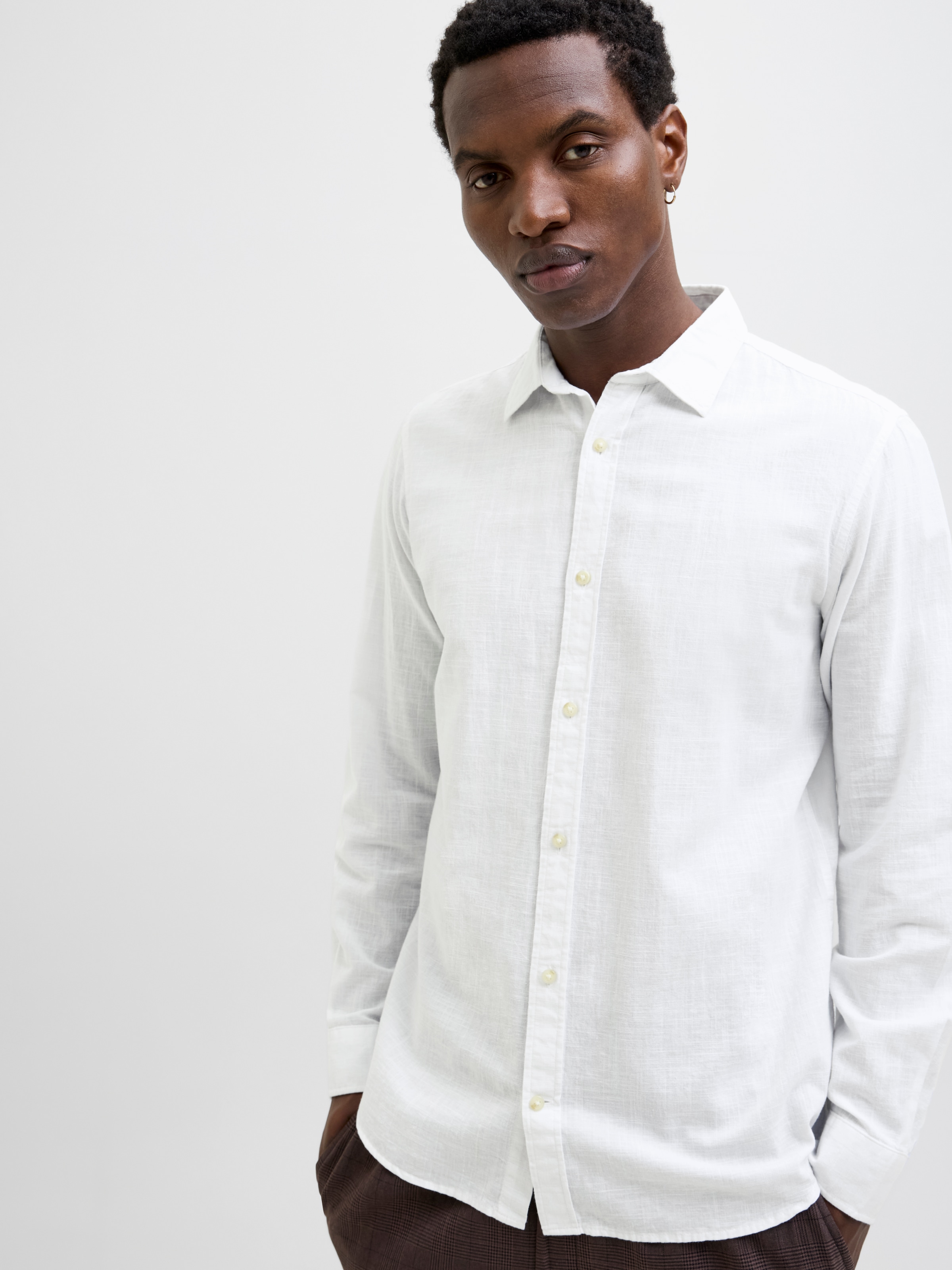 Jack & Jones Langarmhemd »JJESUMMER SHIRT LS SN« mit Hemdkragen