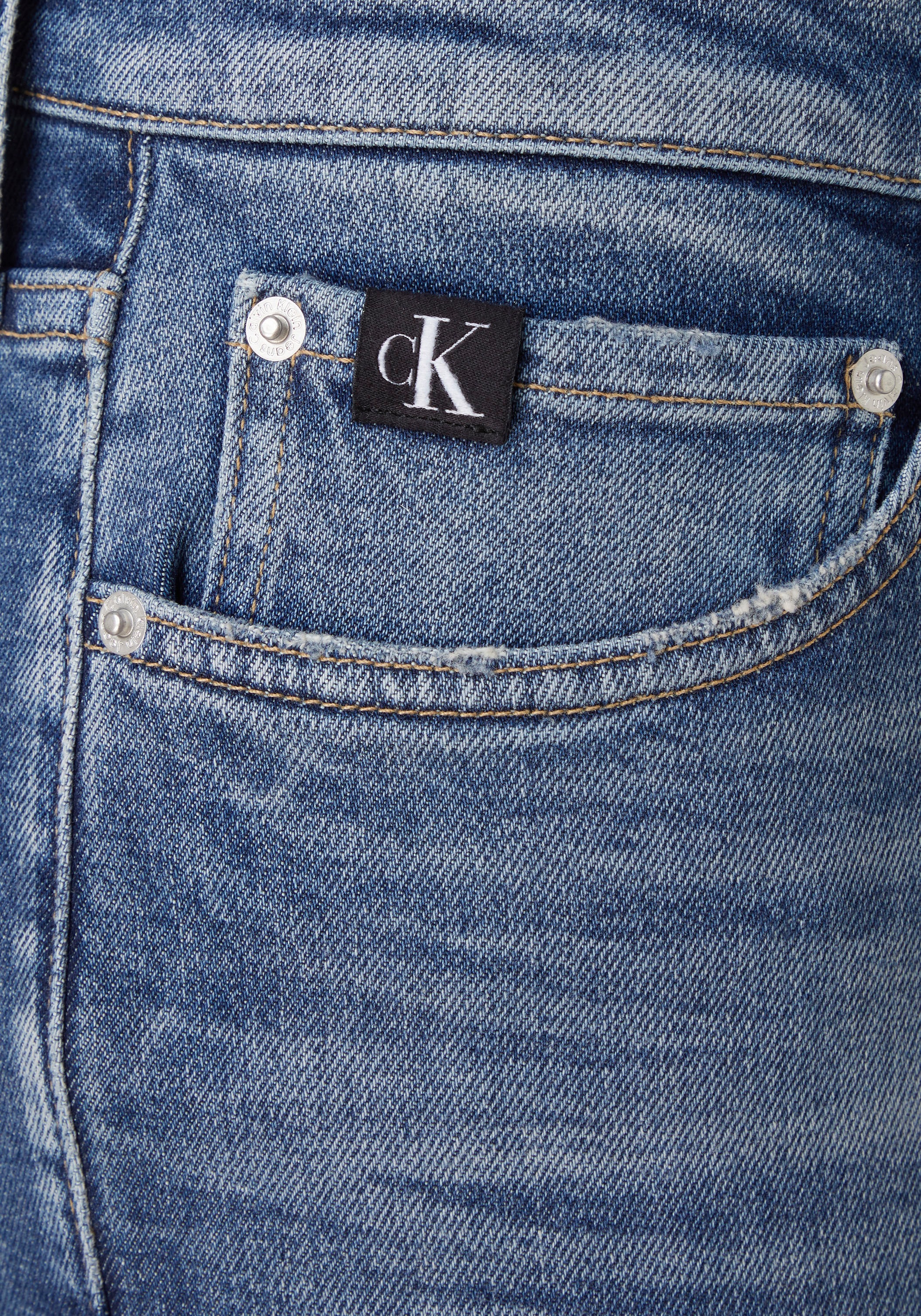 Calvin Klein Jeans Slim-fit-Jeans »SLIM«, mit Calvin Klein Leder-Badge bei  ♕