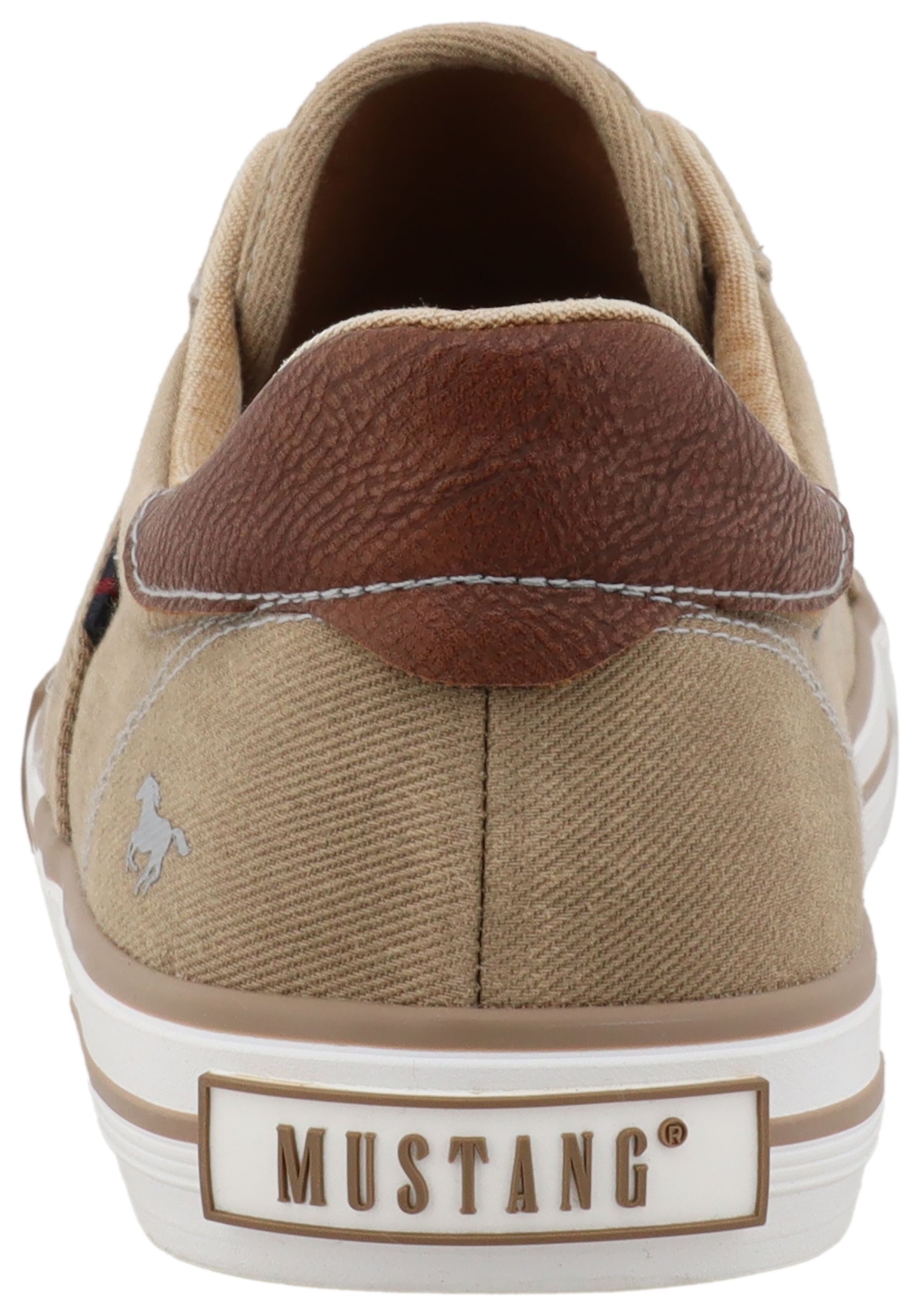 Mustang Shoes Slip-On Sneaker »Calogero«  Slipper, Freizeitschuh, Halbschuh mit Kontrastnähten