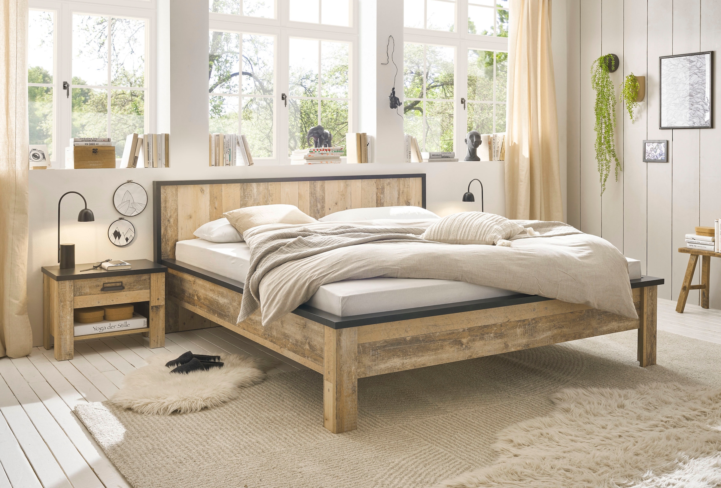 Home affaire Bettanlage »SHERWOOD« 3 Stk. tlg. Liegefläche Bett 180x200cm, 2 Nachttische mit jeweils 1 Schublade