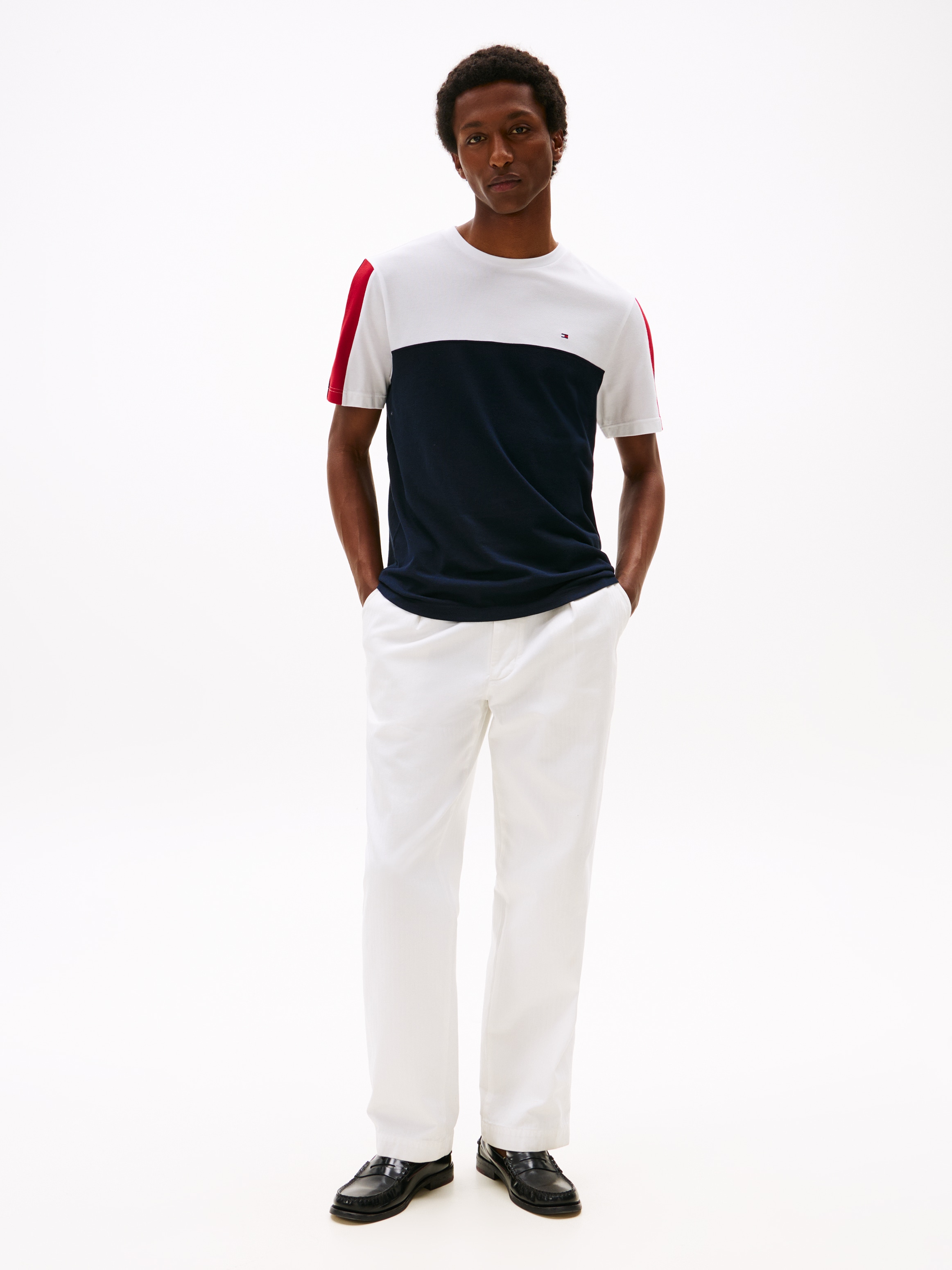Tommy Hilfiger T-Shirt »GLOBAL STRIPE COLOURBLOCK TEE«, im modischen Colorblocking