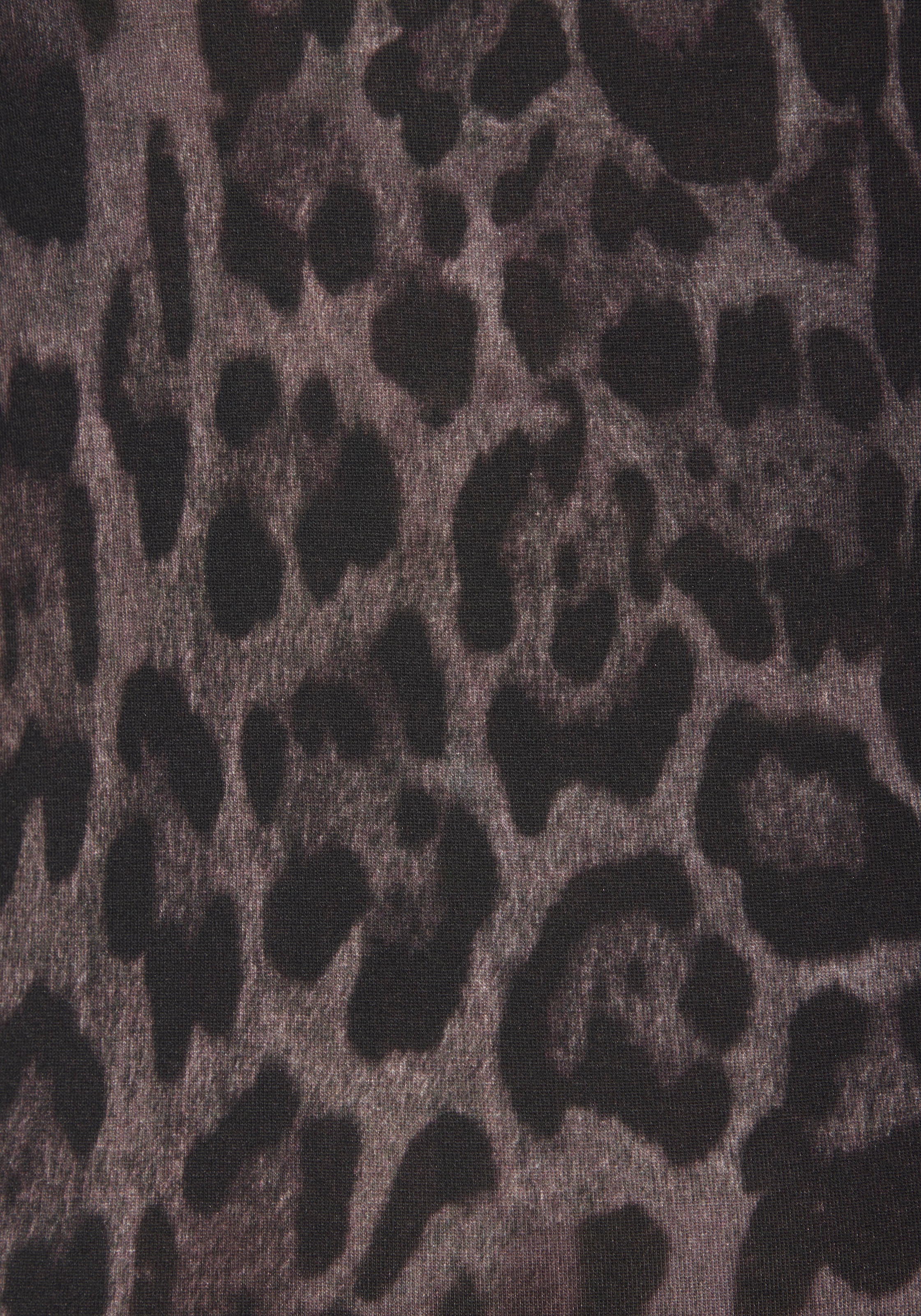 LASCANA Rollkragenshirt, mit Animalprint