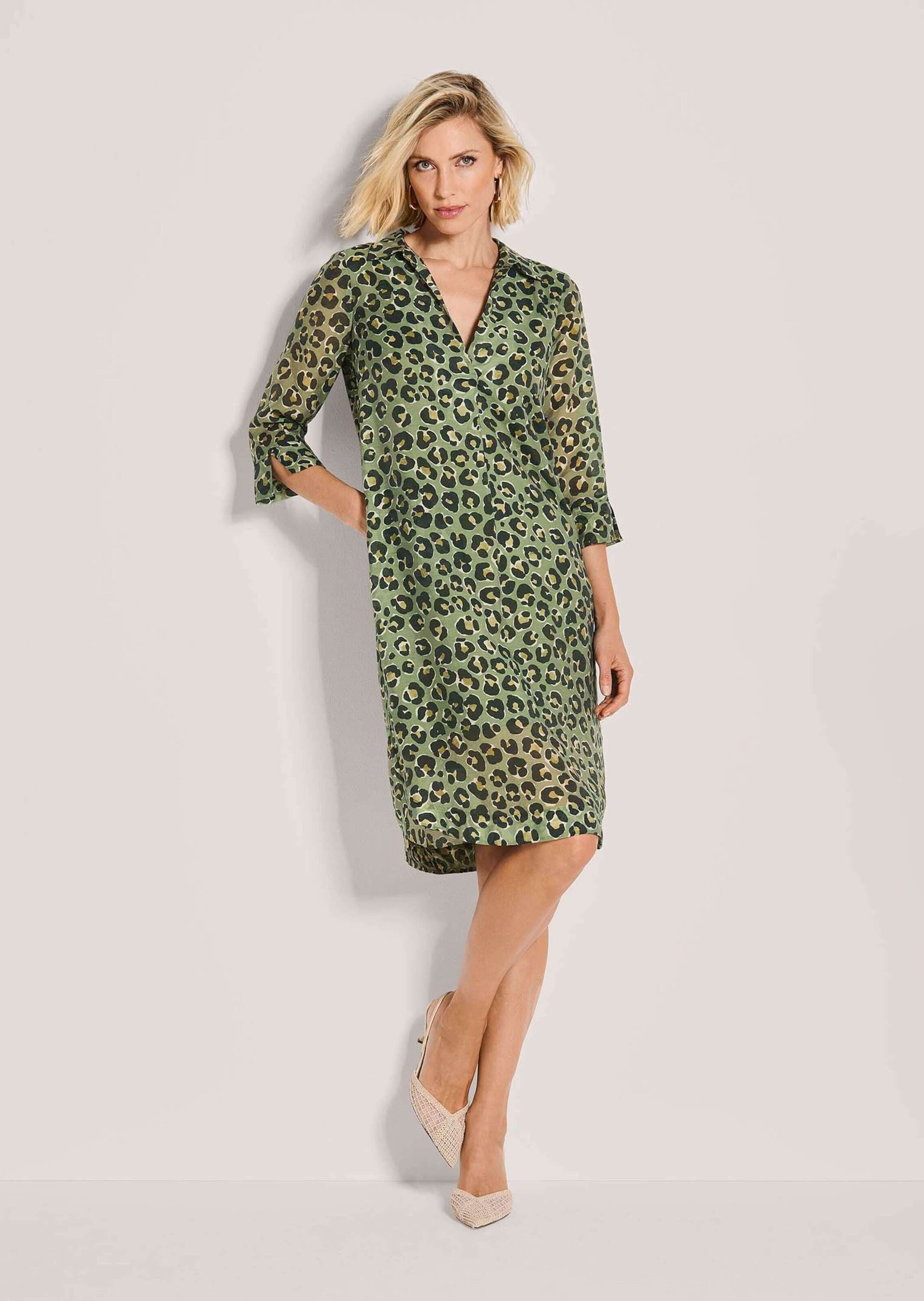 MADELEINE Sommerkleid »Druckkleid Sommerkleid mit Animal-Print« Kleid mit Animal Design und Hemdkragen