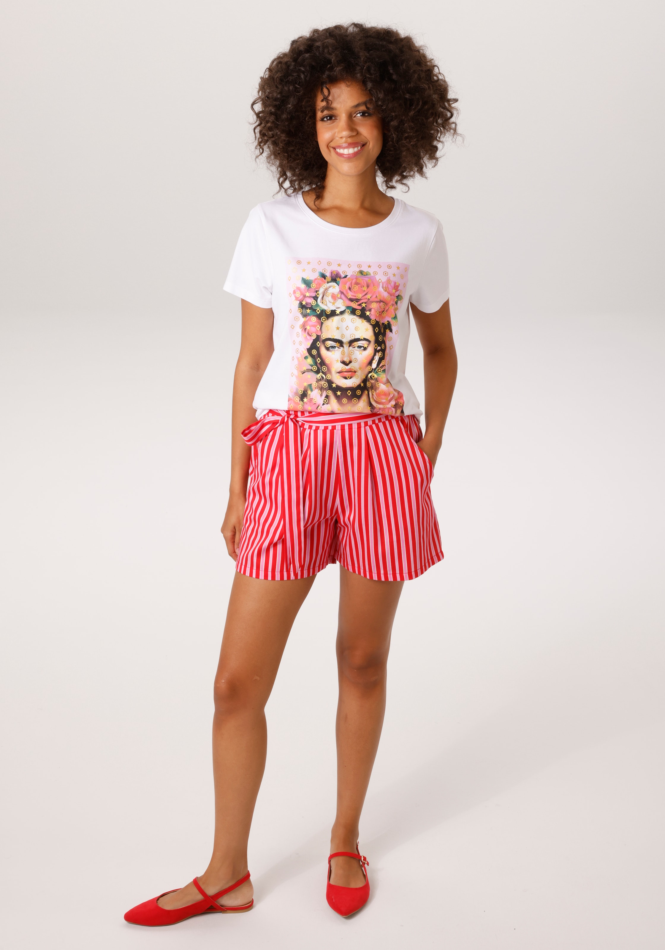 Aniston CASUAL T-Shirt mit goldfarbenem Foliendruck verzierter Frontprint - NEUE KOLLEKTION