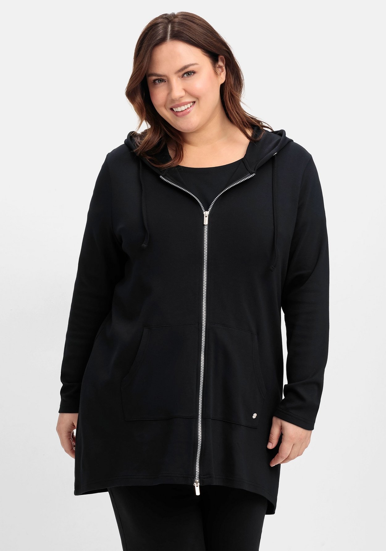 Sheego Sweatjacke »Longshirtjacke in Longform, aus weicher Interlockqualität«, in Longform,...