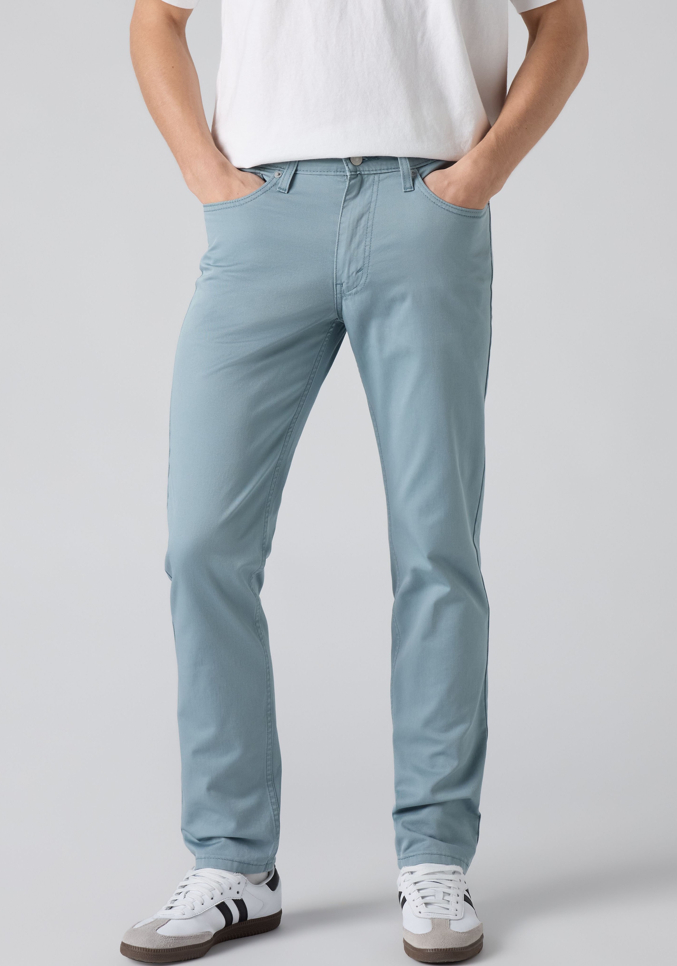 Levi's® Slim-fit-Jeans »511 SLIM« mit großem Logo-Badge