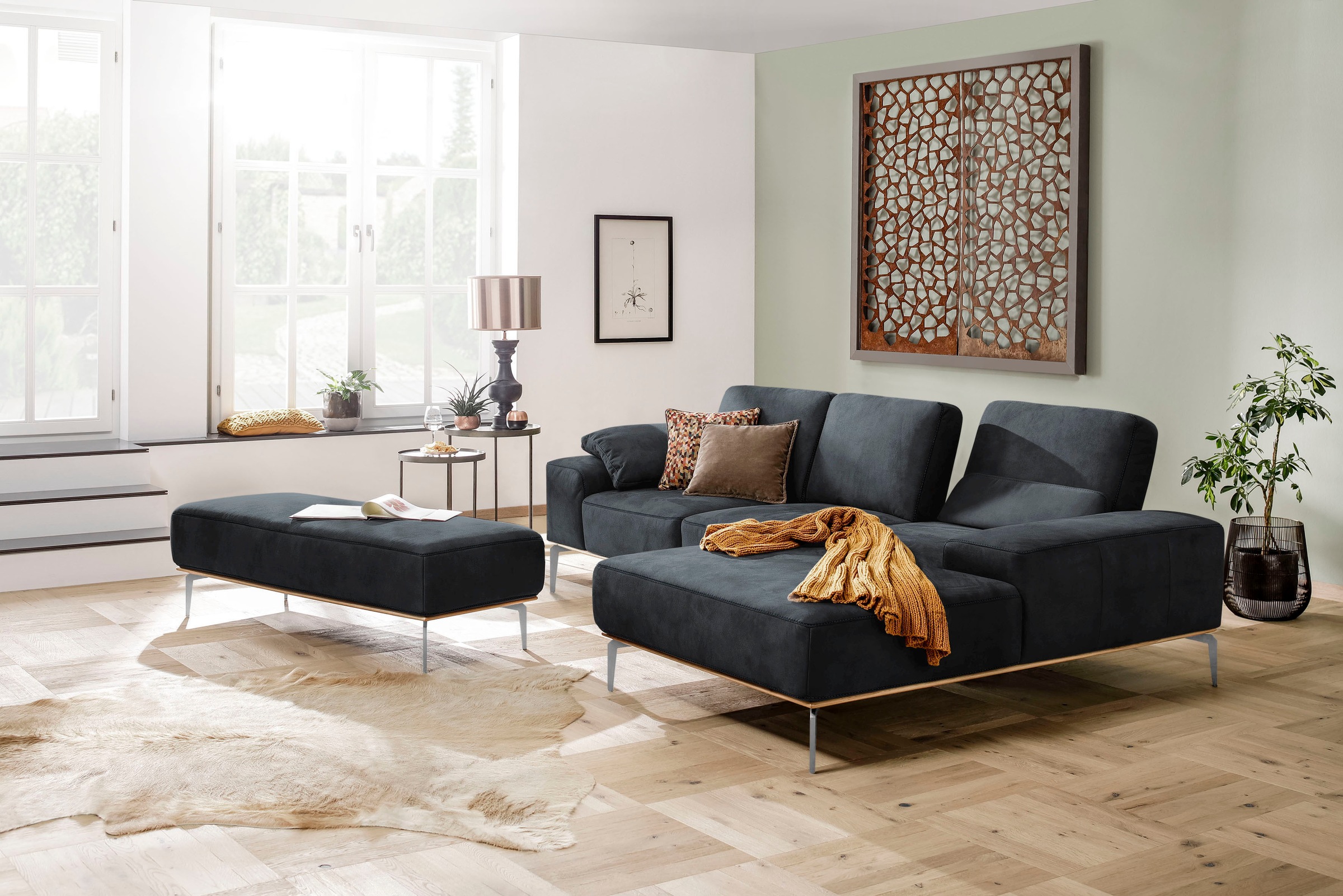 W.SCHILLIG Ecksofa »run, Designsofa mit tollem Sitzkomfort, L-Form«, mit elegantem Holzsockel, Füße in Chrom glänzend, Breite 279 cm